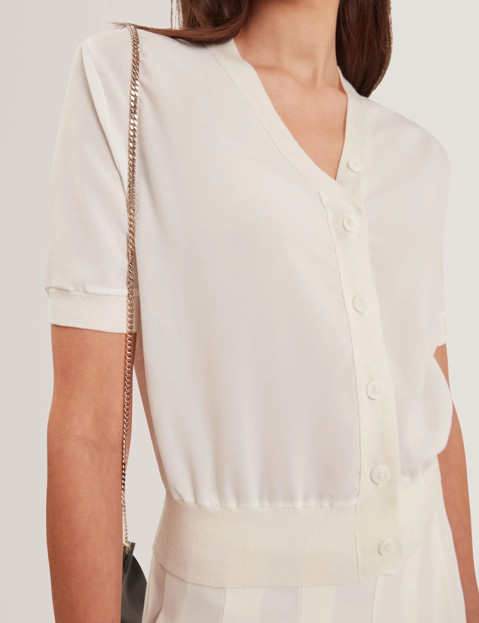 NonRestrictive Fit Essential Comfort OFINA | WHITE