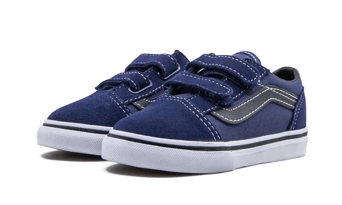 Old Skool V TD Snow Step Path Walk