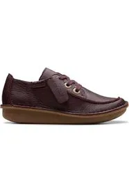 Clark Funny Dream in Wine leather Antique Glow