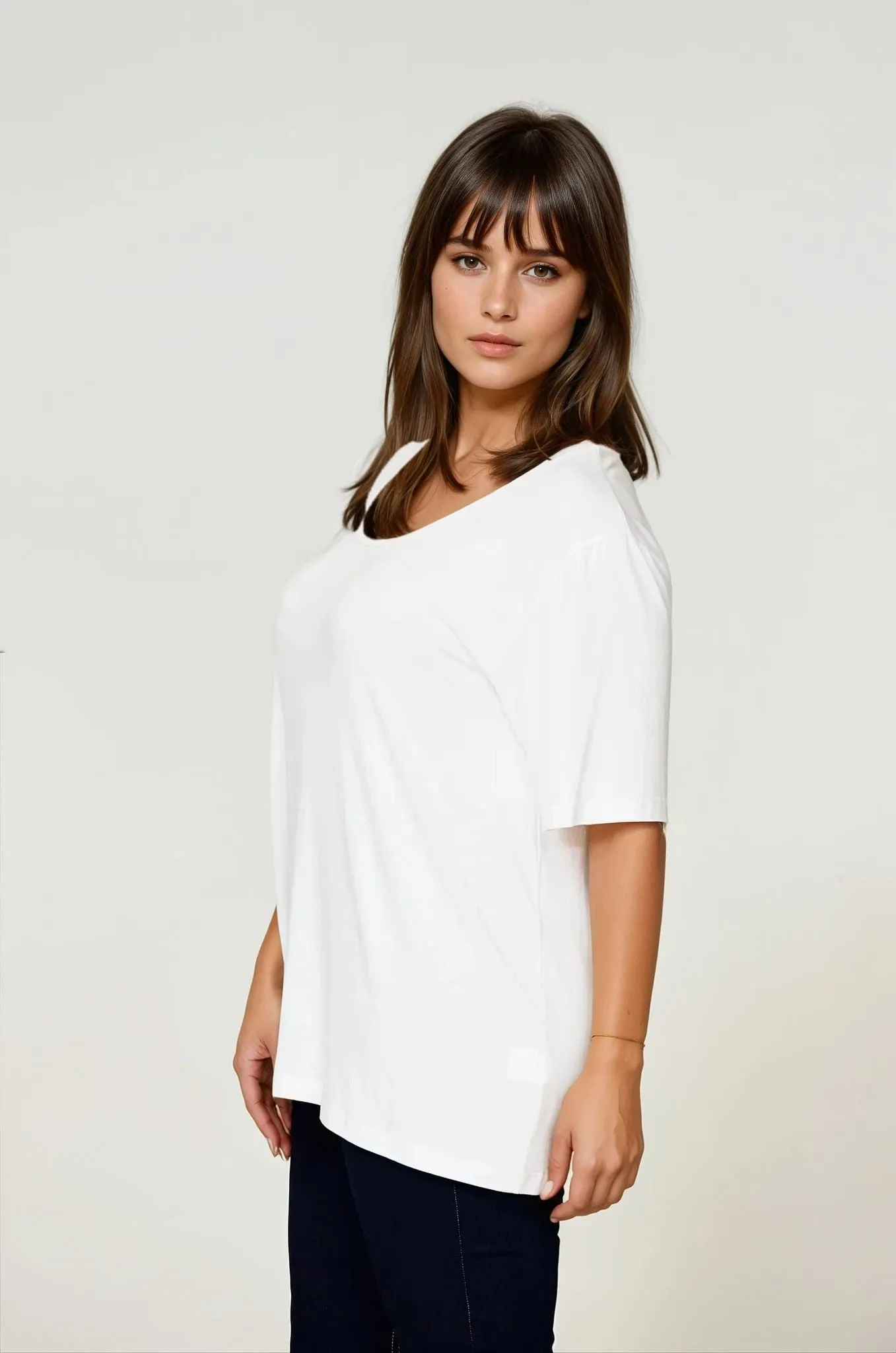 Comfy Look Paris White Tee