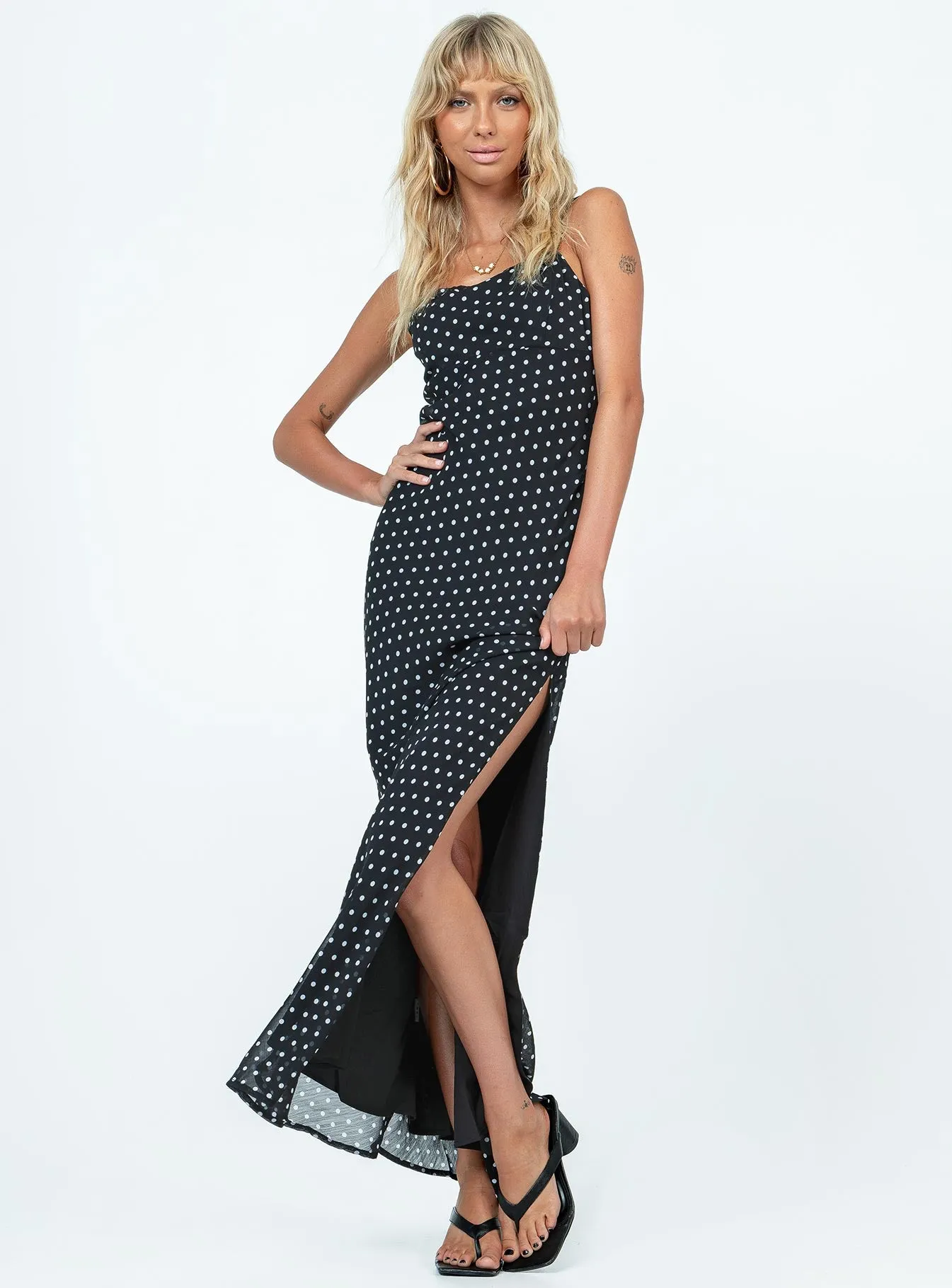 Balanced Shape Cool Shape Parnham Maxi Dress Black / White