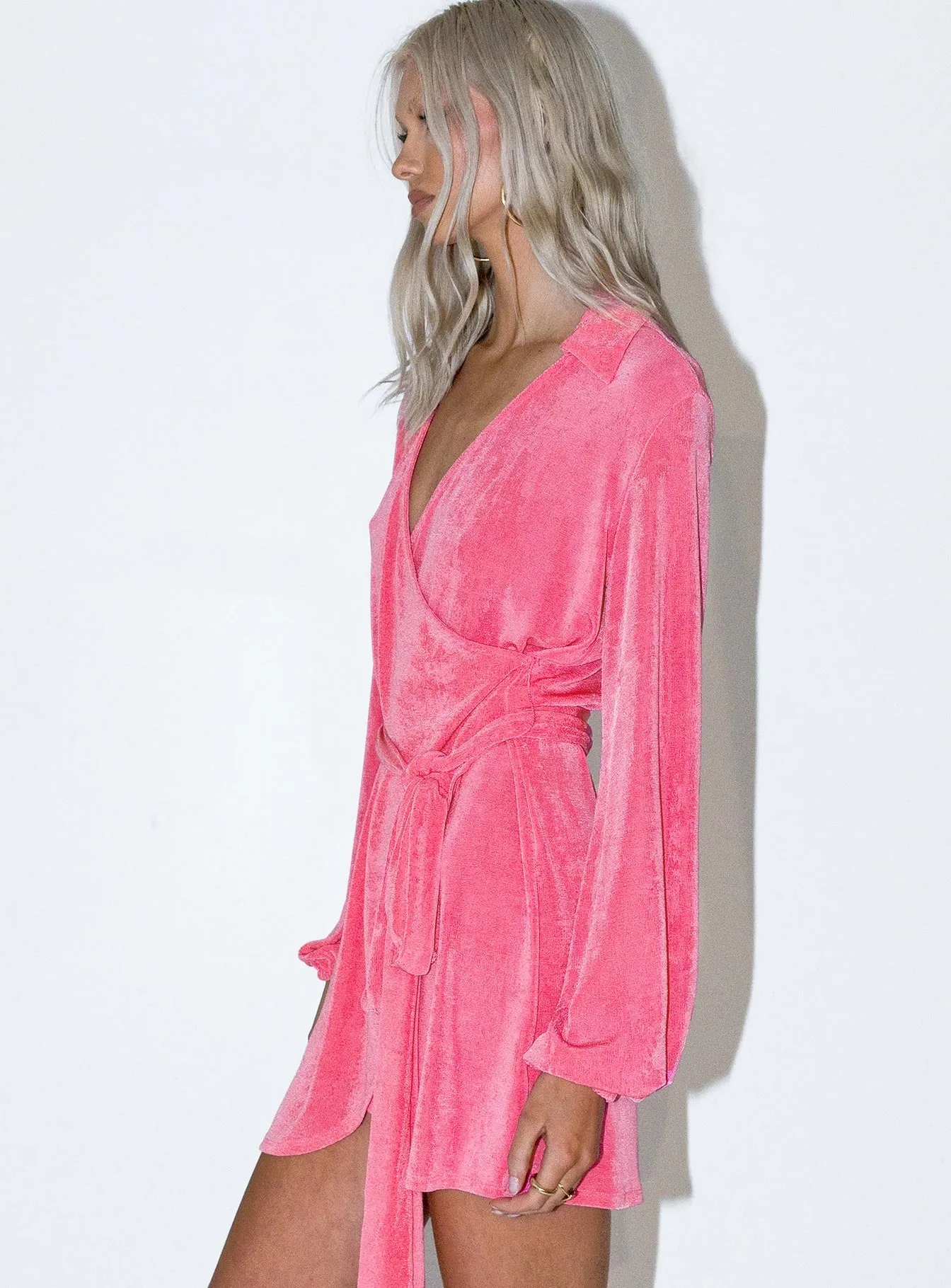 Fashion-Forward Fit Basic Mood Party Time Mini Dress Pink