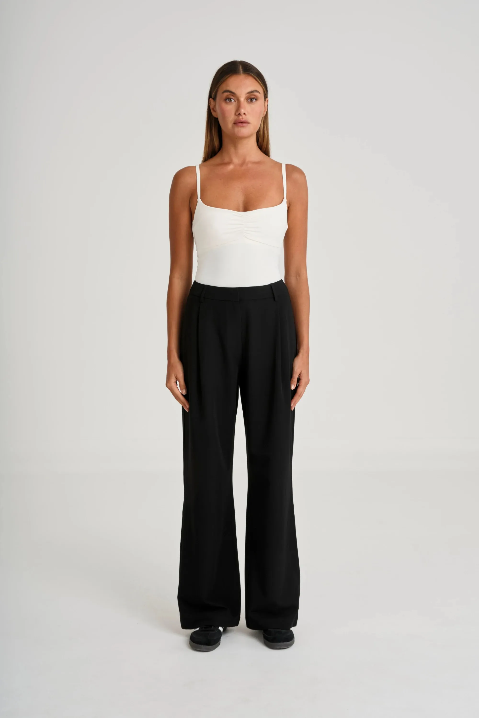 Refined fit Pin Tuck Longline Pant