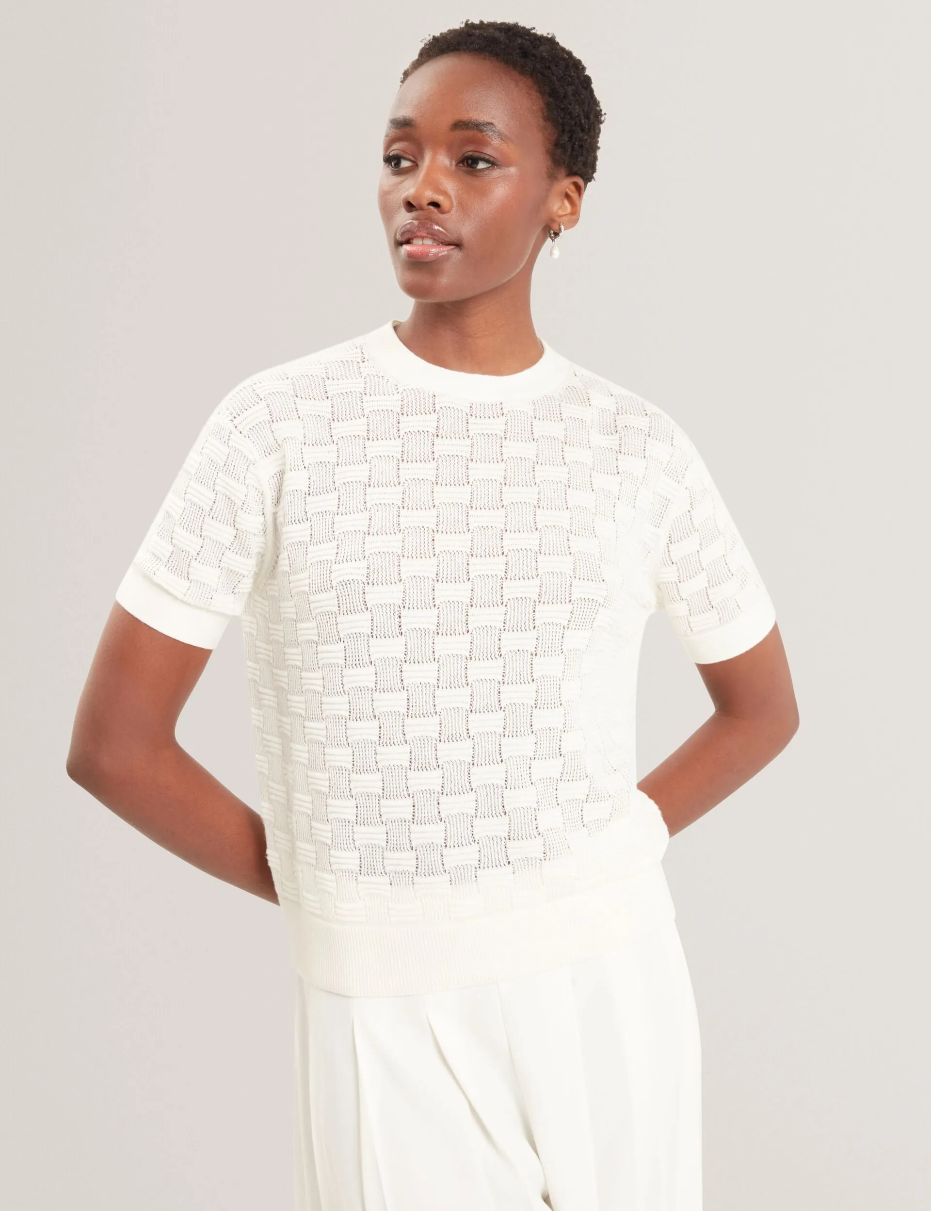 Soft Drape Cable Stitch EMETA | WHITE