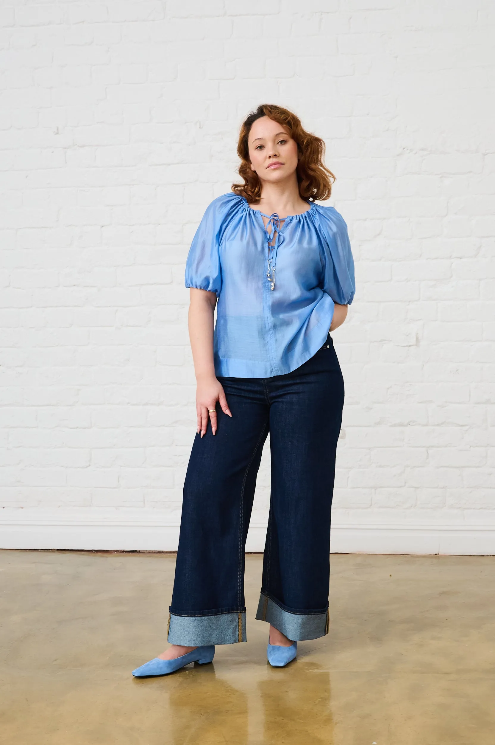 Breathable Waist Smart Fit Puff Sleeve Blouse in Cornflower Blue