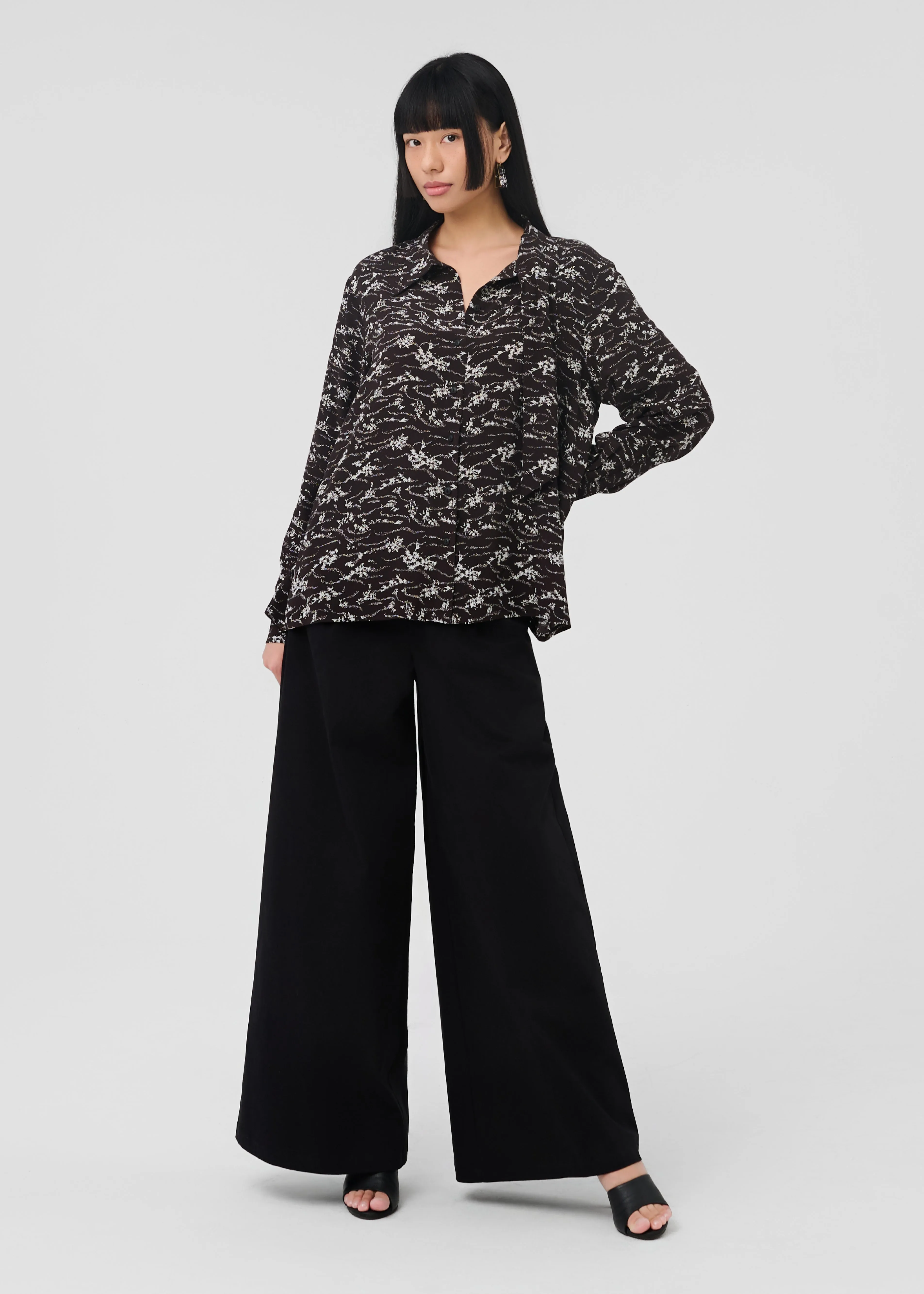 CHAU DOC - NIGHT CANOPY Light Flow Trendy Outerwear