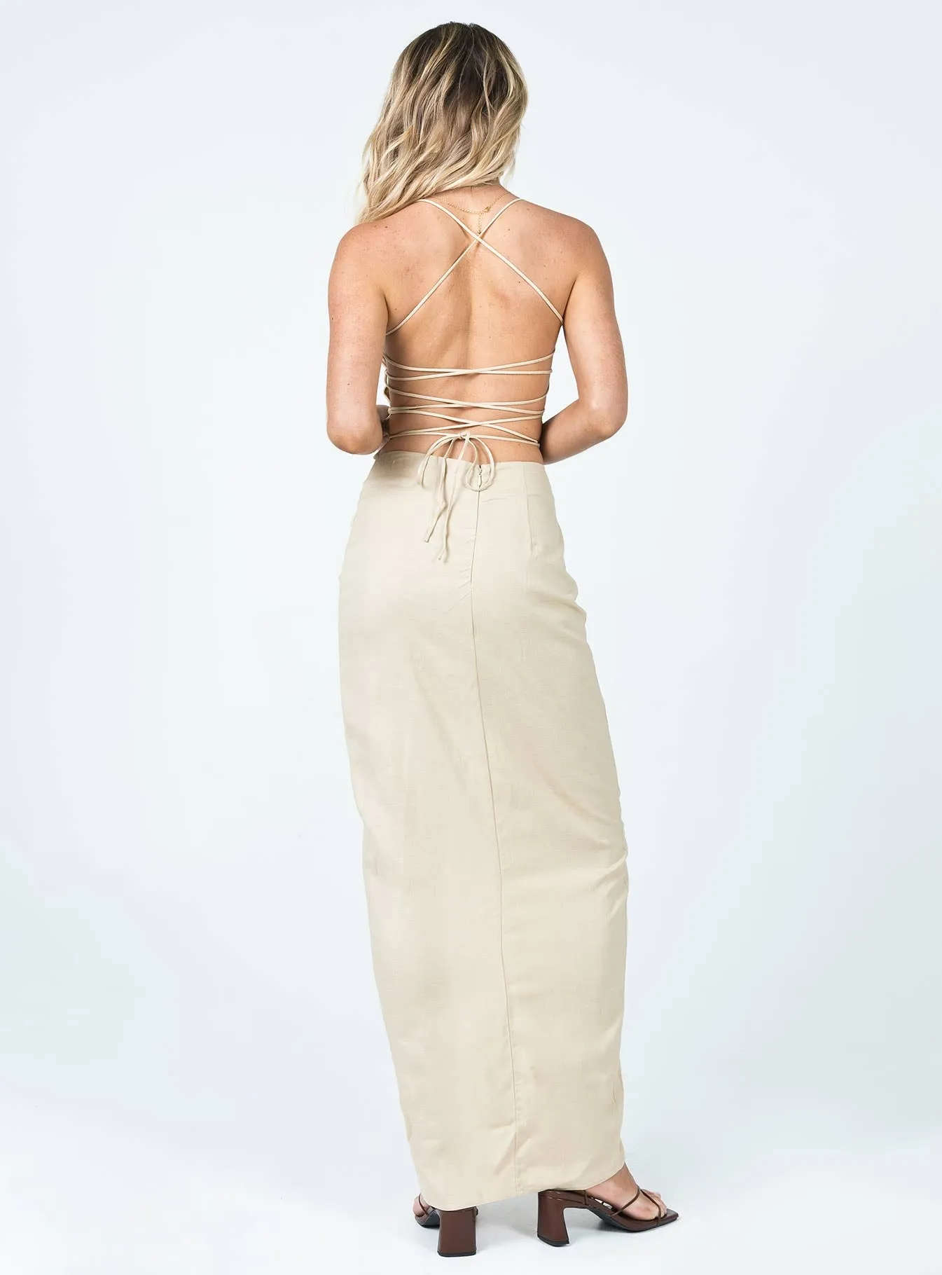 Breezy Fit Chafe Resistant Pyramids Midi Skirt Beige