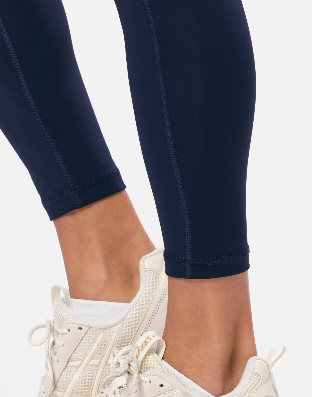 Adaptable Outfit Warm Outerwear Swift 7/8 Legging in Royal Navy