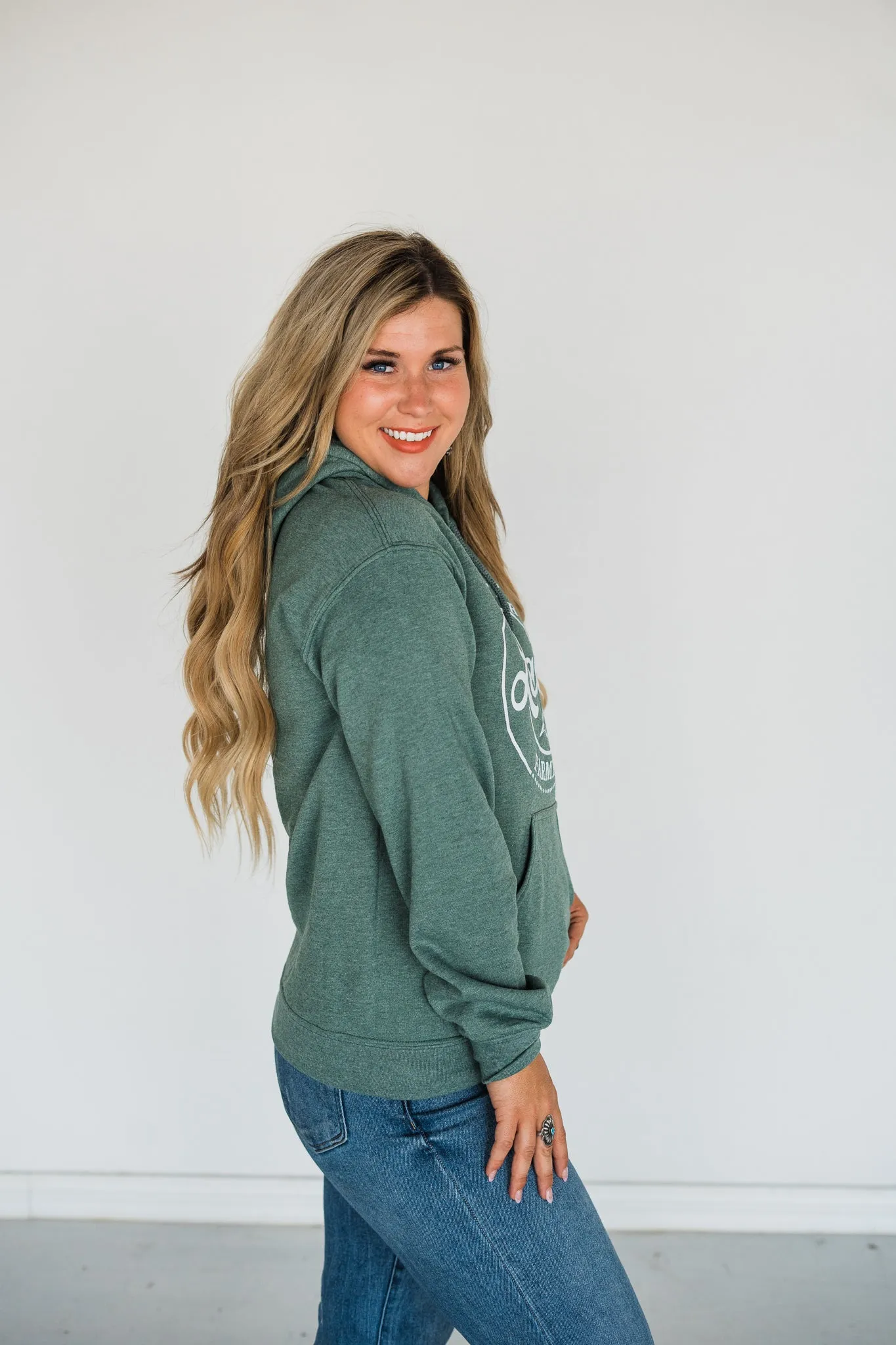 "Support Your Local FarmHer" Sweatshirt Sporty essentials