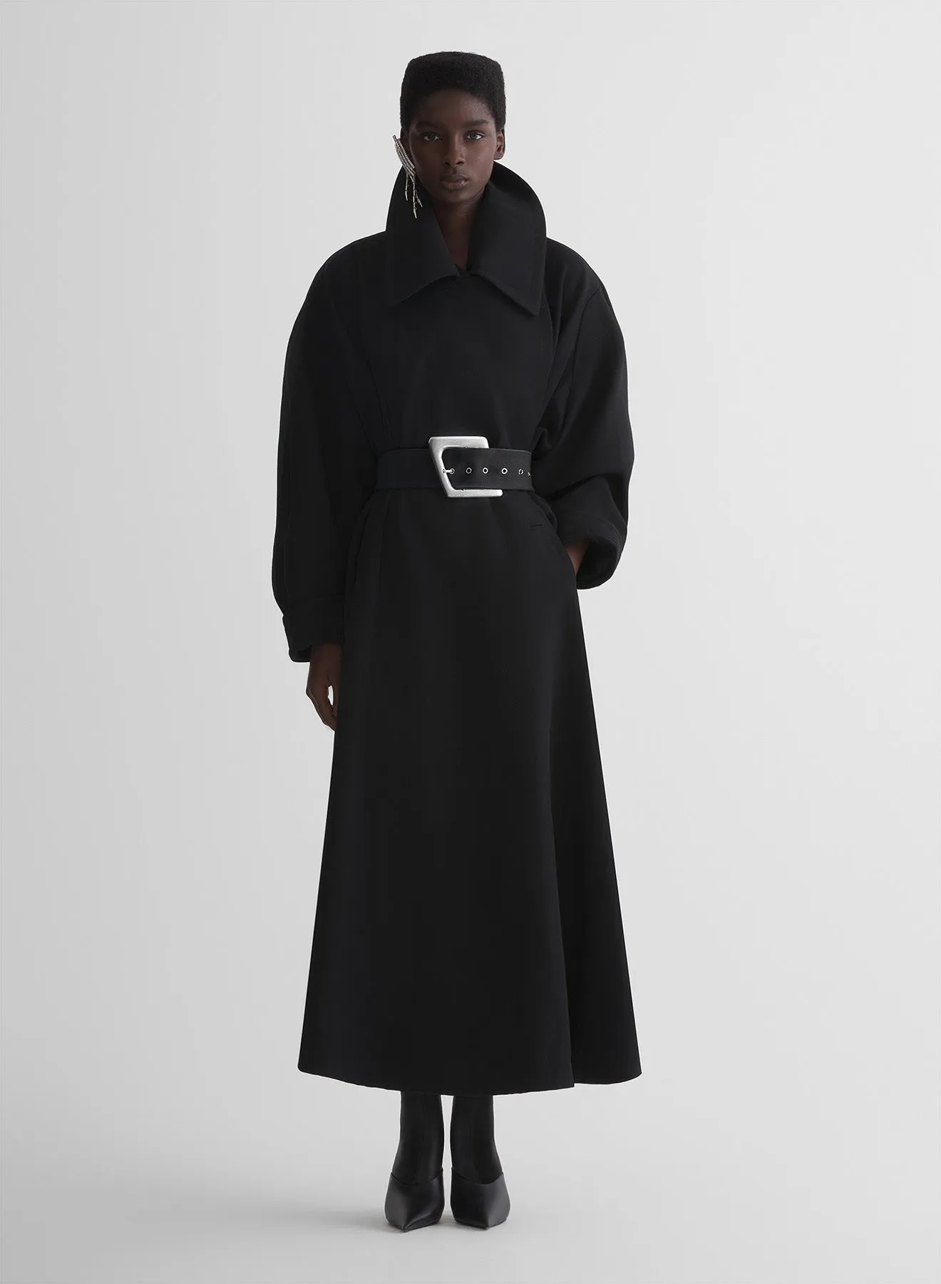 re/edit hiver russe black trench Sport Inspired Style