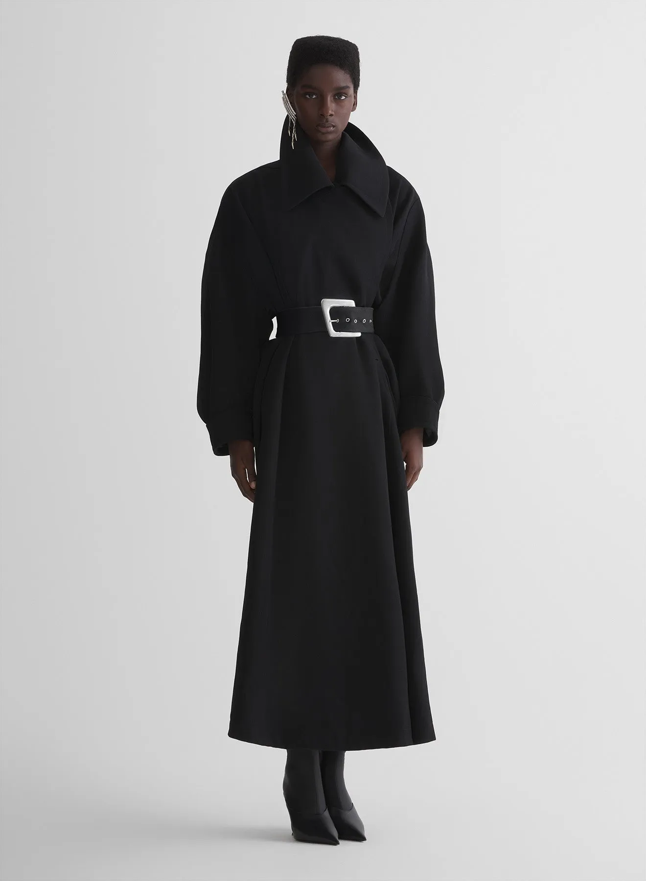 re/edit hiver russe black trench Stylish Chill Piece