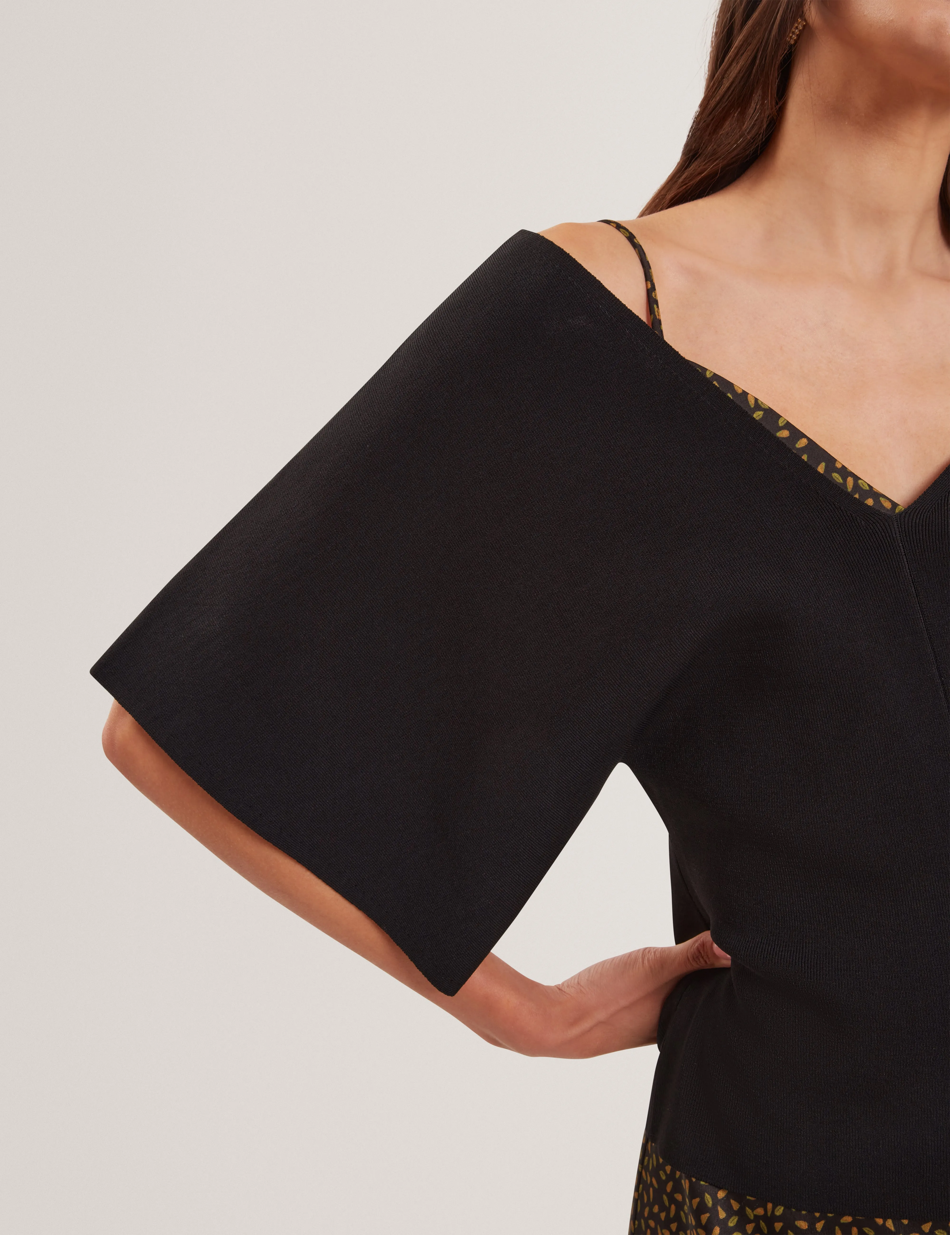 REGINAH | BLACK Mid Season