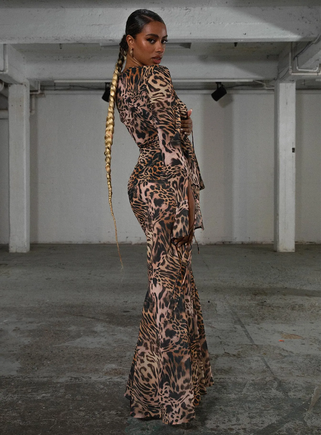 Reinforced Seams Roll Up Fasten JGR & STN Martine Skirt Black / Brown