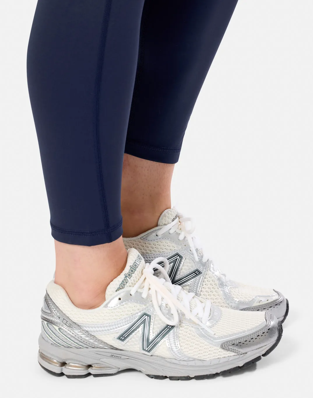 MatteFinishTexture Relentless 7/8 Legging in Twilight Navy