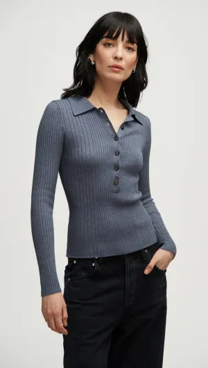 Airflow channels Ribbed Collar Sweater in Viscose Polyester | Powder Blue