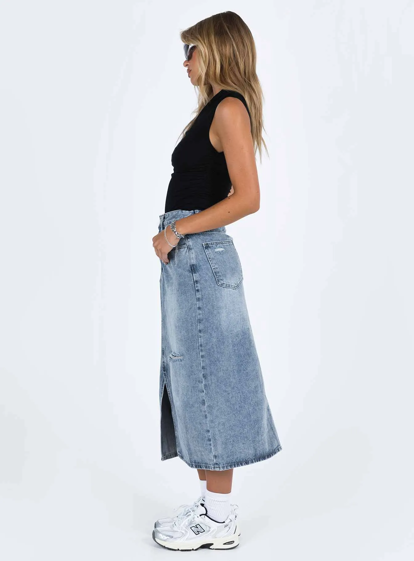 Daytime Look Belsie Midi Skirt Light Wash Denim