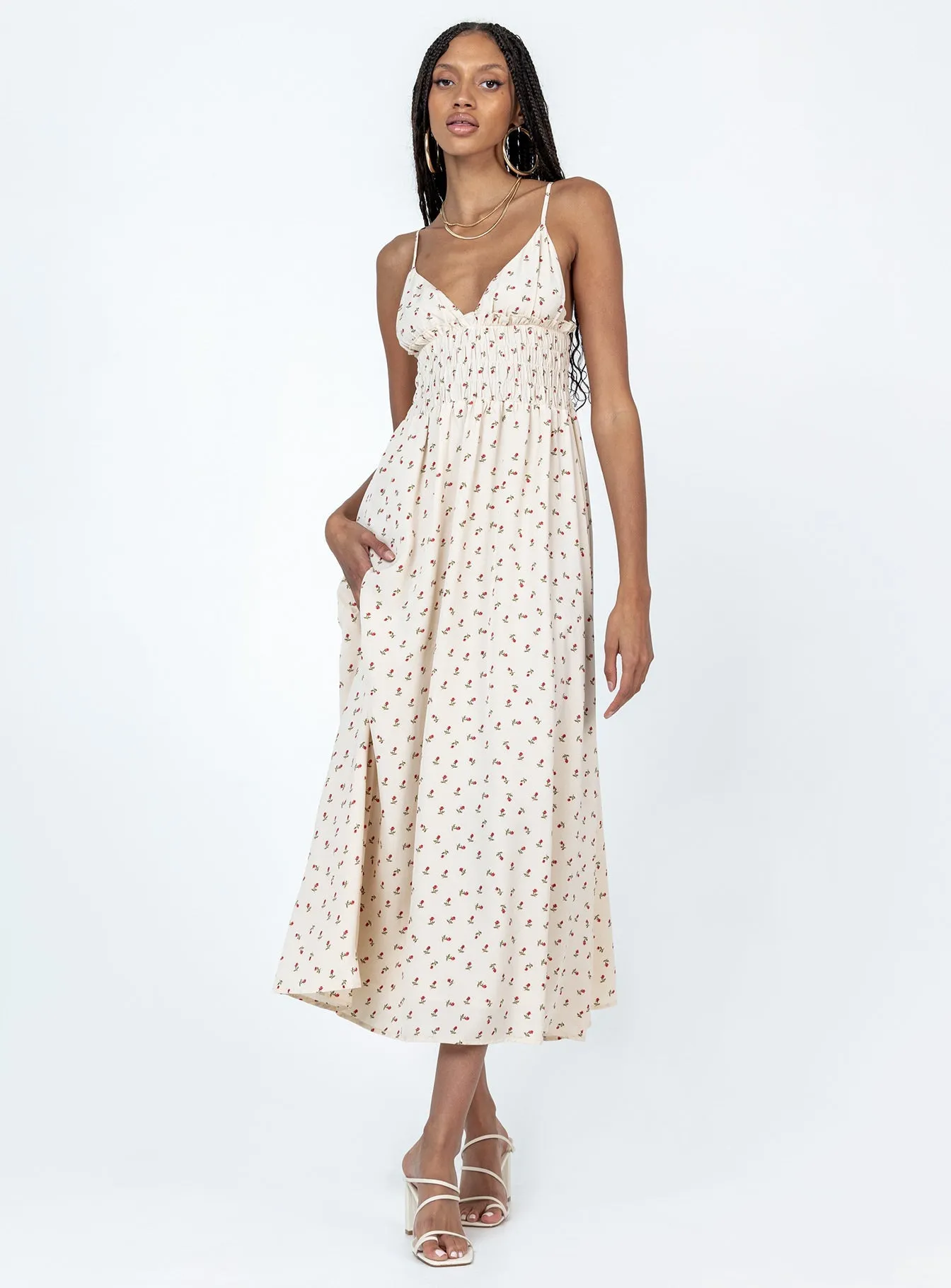 Light Outfit Luxe Touch Roza Maxi Dress Beige