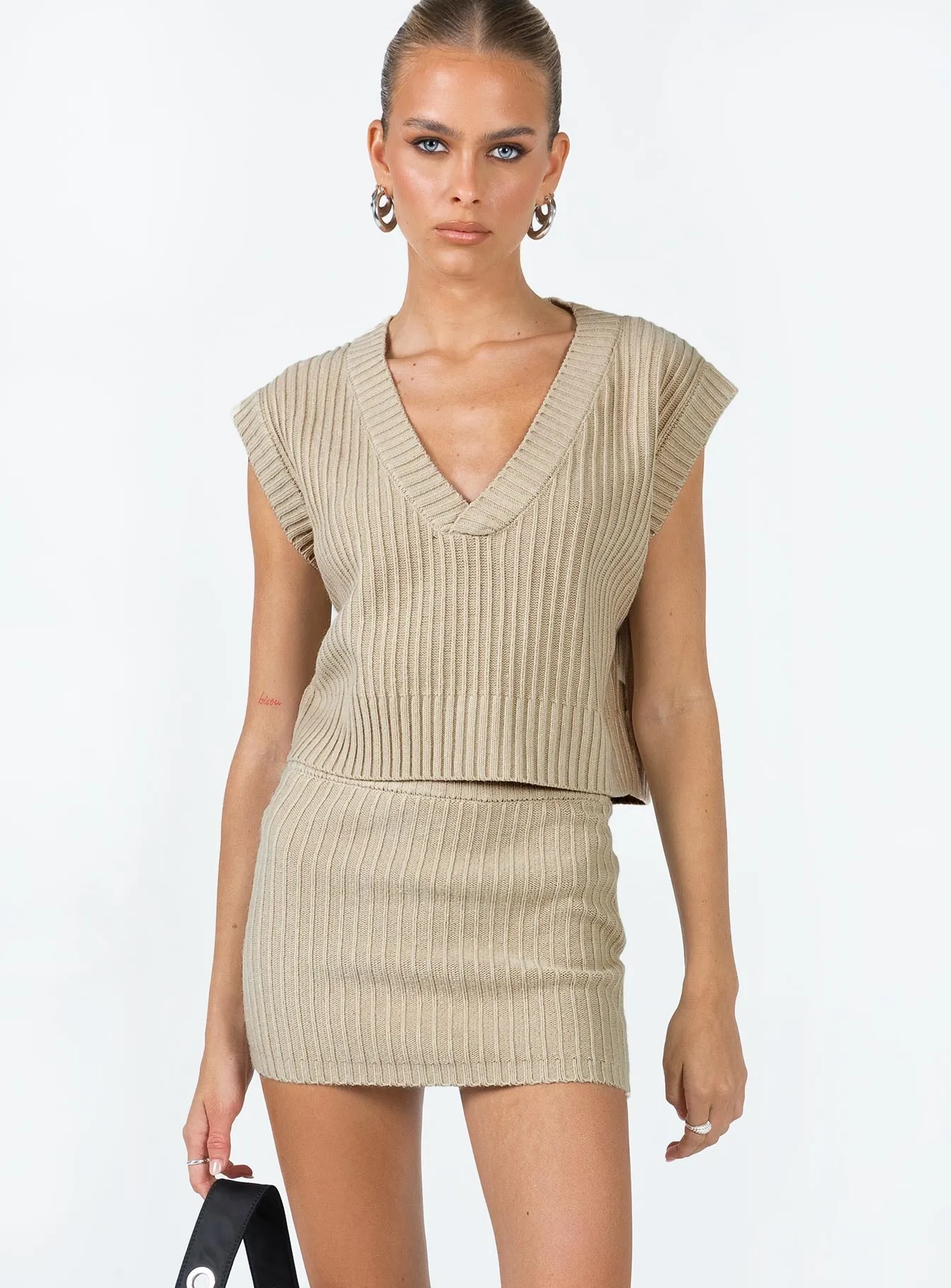 Refined Style Quick Fit Saddle Knit Mini Skirt Beige