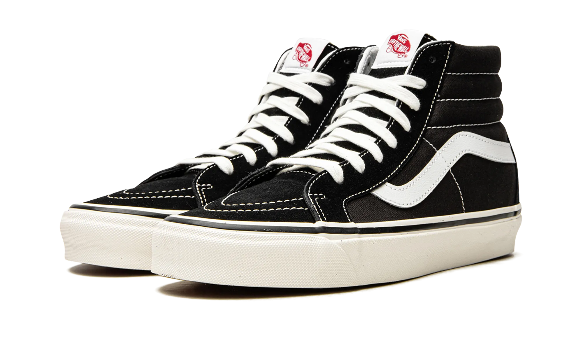 Sk8-Hi 38 DX "Black / White" Walk in Style Abrasion Resistant Material