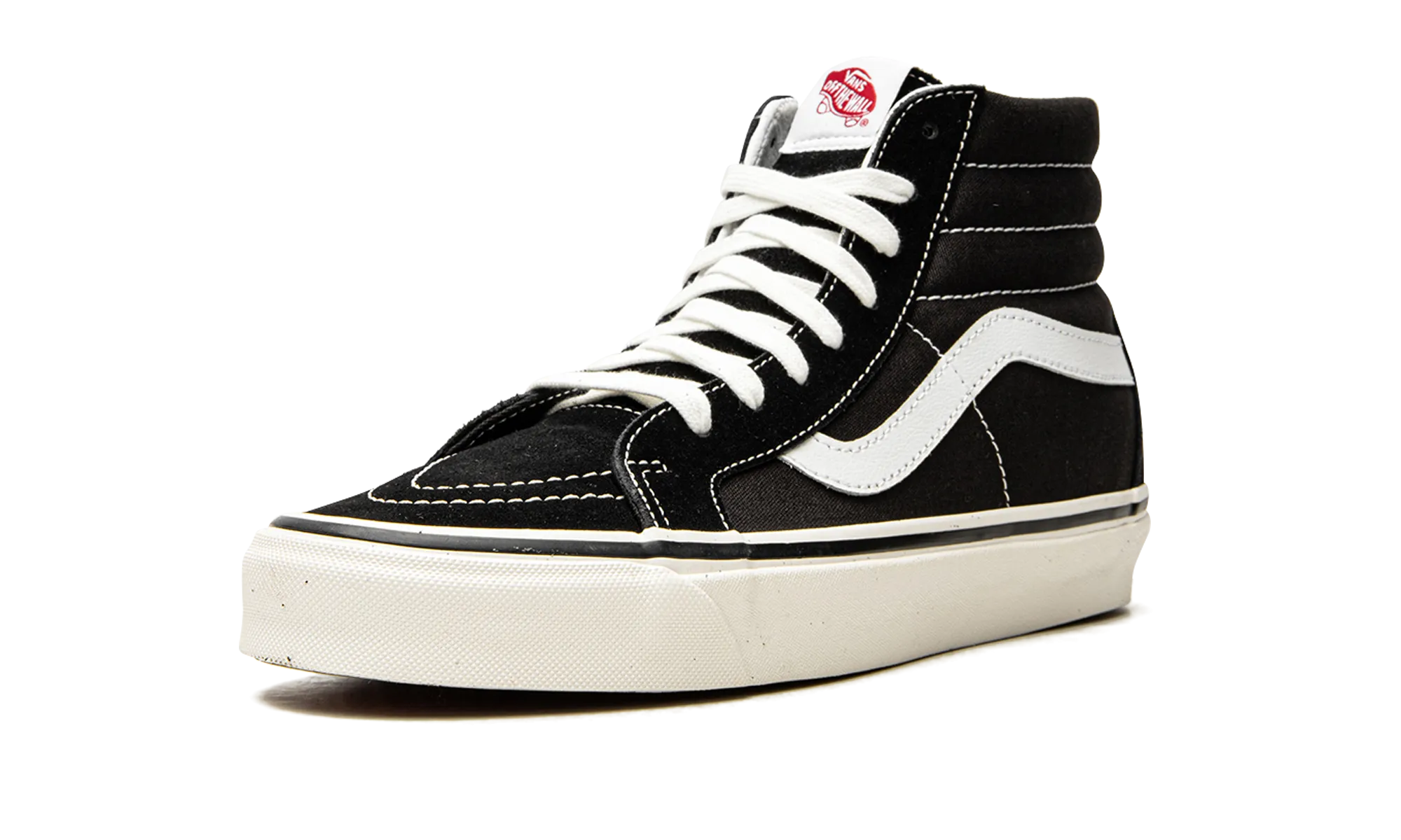 Sk8-Hi 38 DX "Black / White" Bold Detail Plain Tone