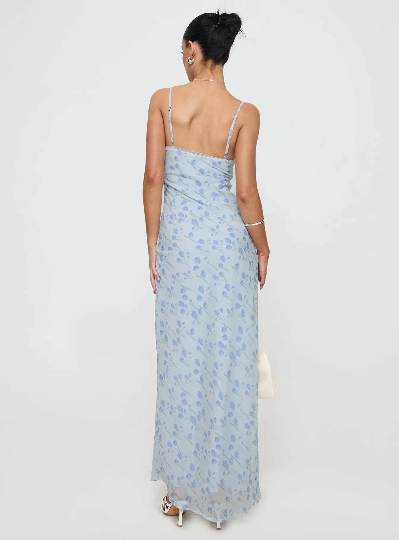 Flattering Style Fit Valencia Maxi Dress Blue Floral