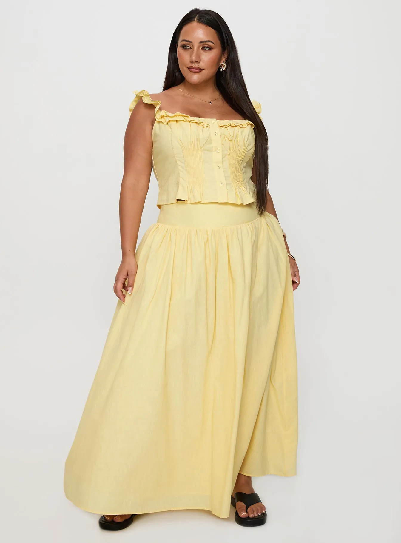 Valerio Maxi Skirt Yellow Curve Chill Mood Wardrobe Basics