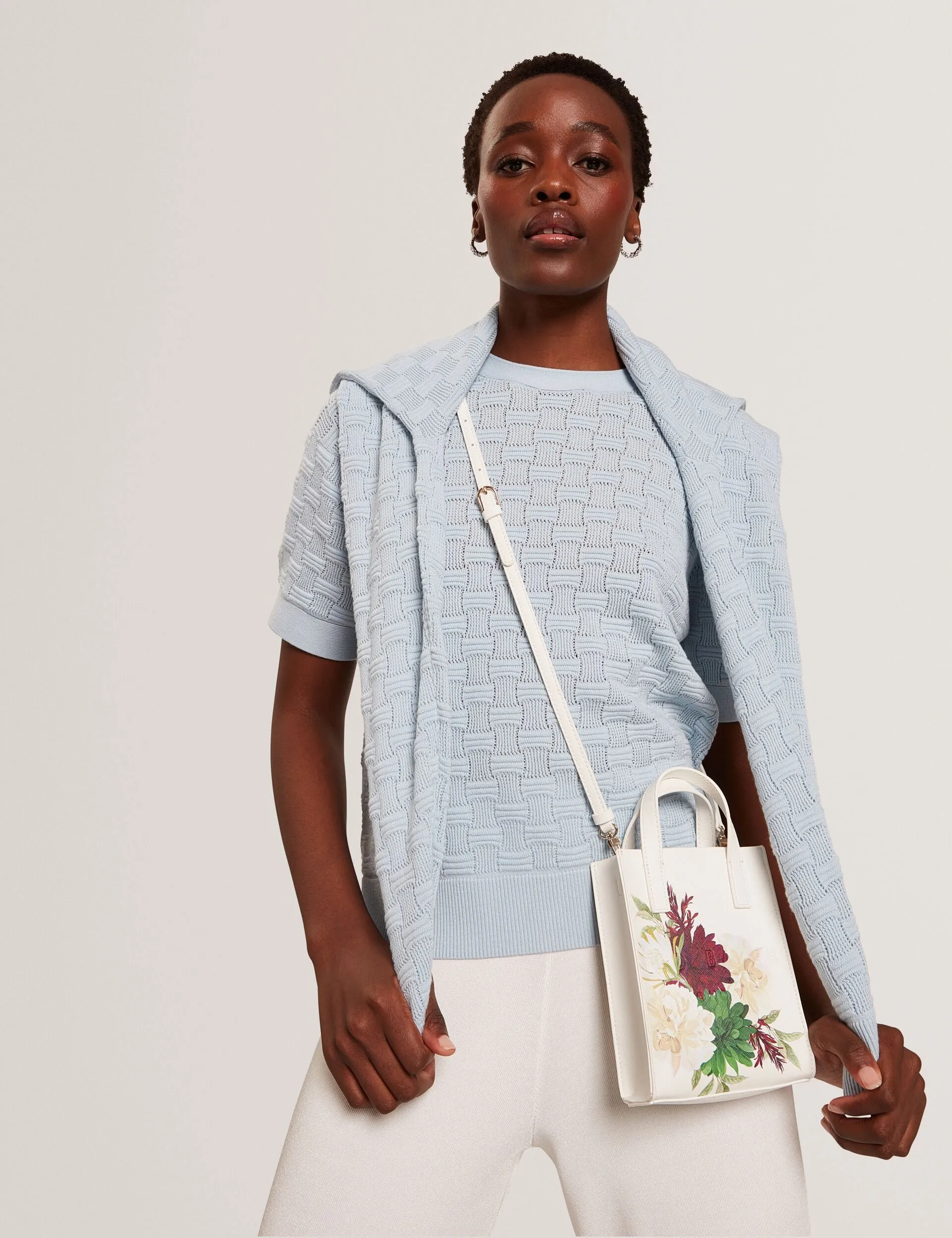 EMETA | PL-BLUE Snug Style