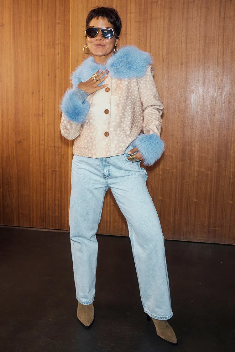 Flexible Hood Design Weatherproof Shell Deer Print Jacket with Blue Faux Fur Trims