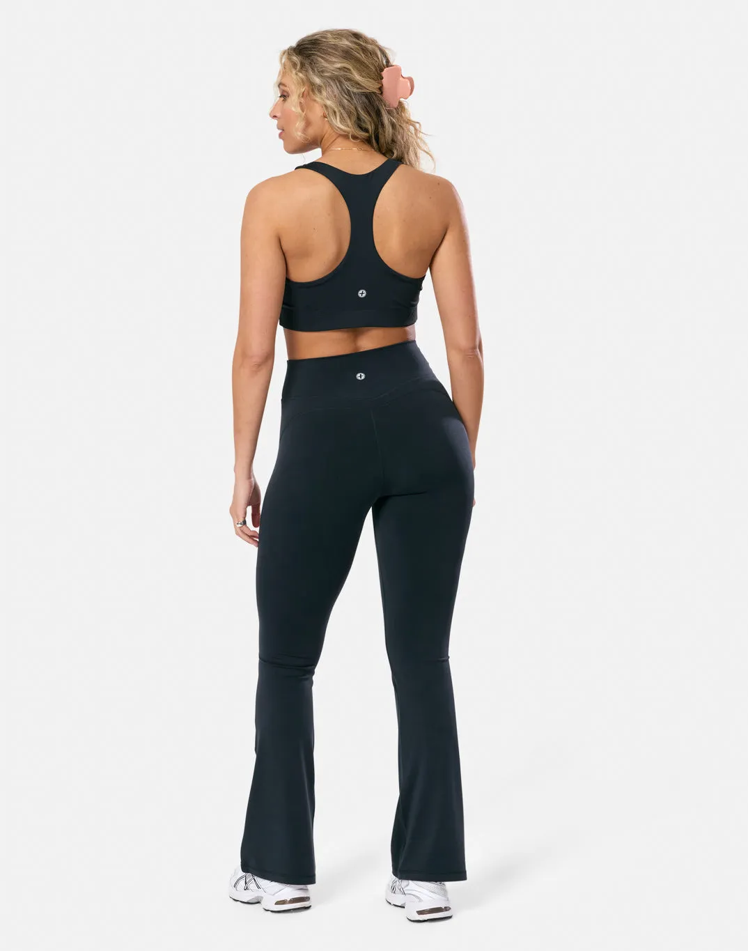 Soft Motion Flare Legging in Black Cozy Fit