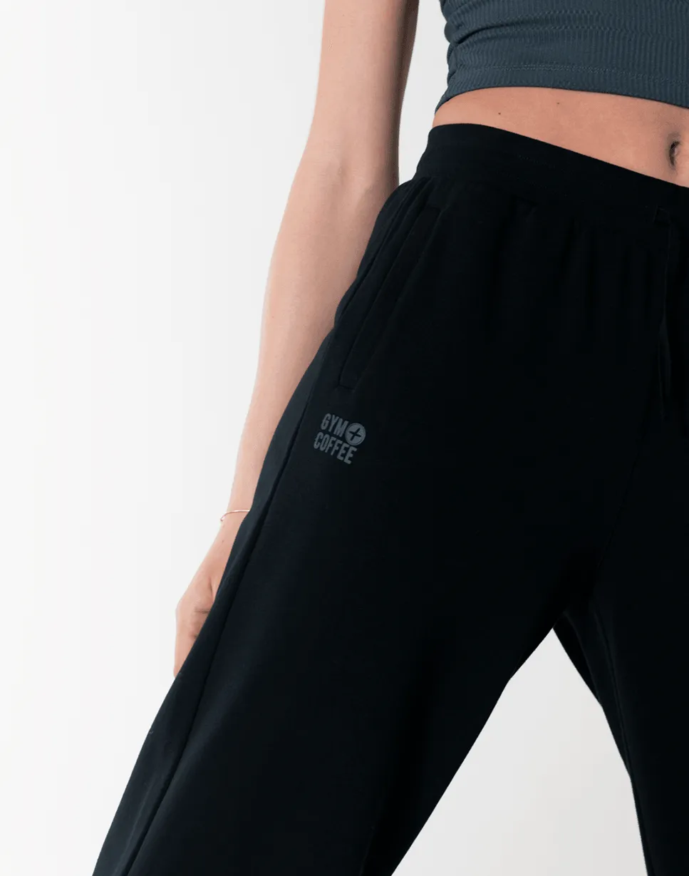 Wrinklefree Laser Cut Perforations Snap Joggers in Jet Black