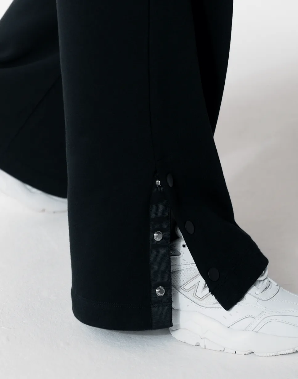 sporty wear Eco Friendly Fabric Snap Joggers in Jet Black