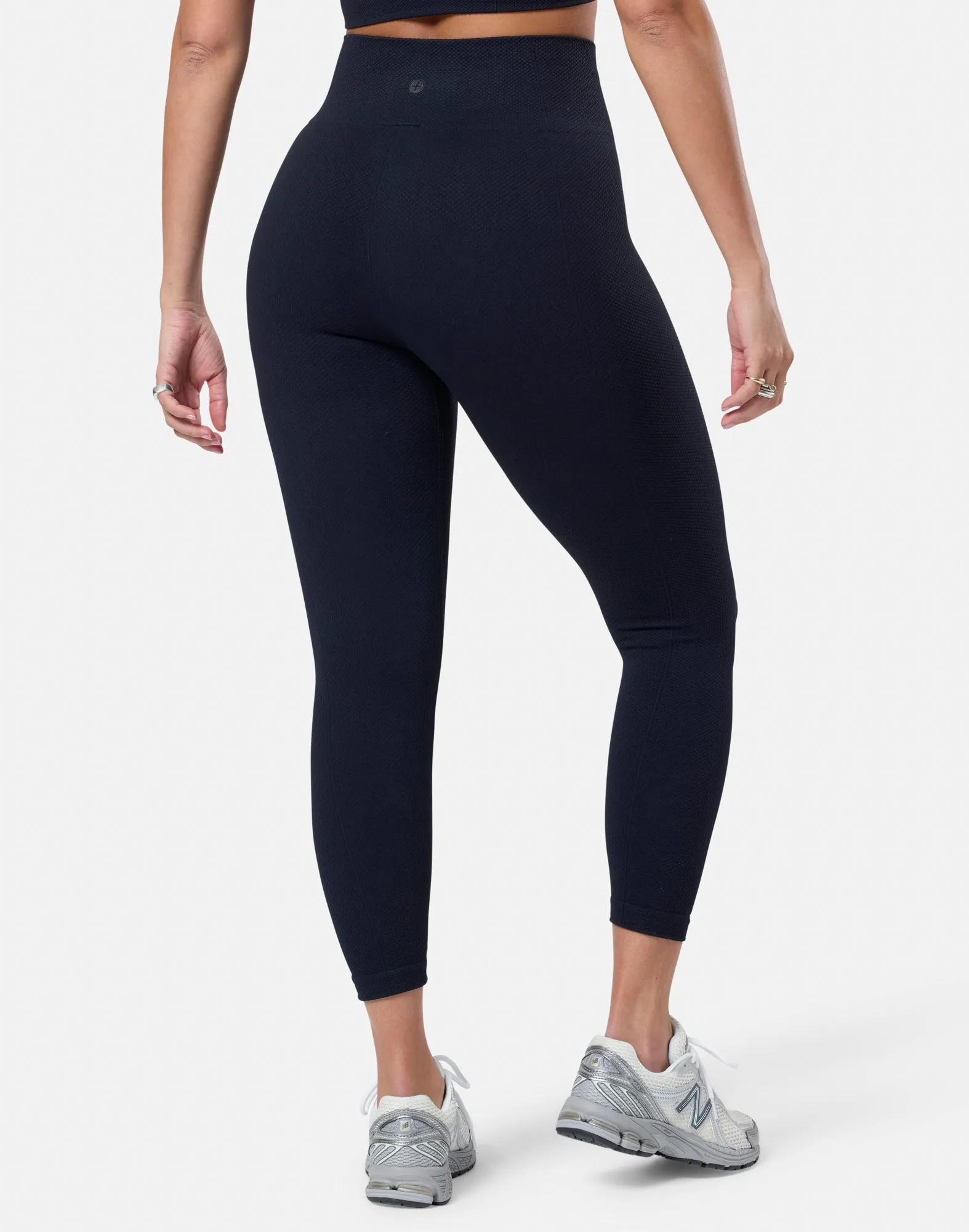 Lotus Lounge Legging in Black Myth Soul