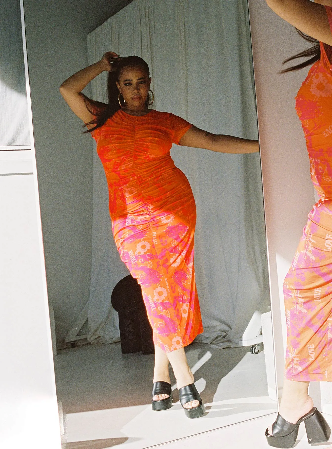 Stella Midi Dress Orange Multi Curve Comfortable Waist