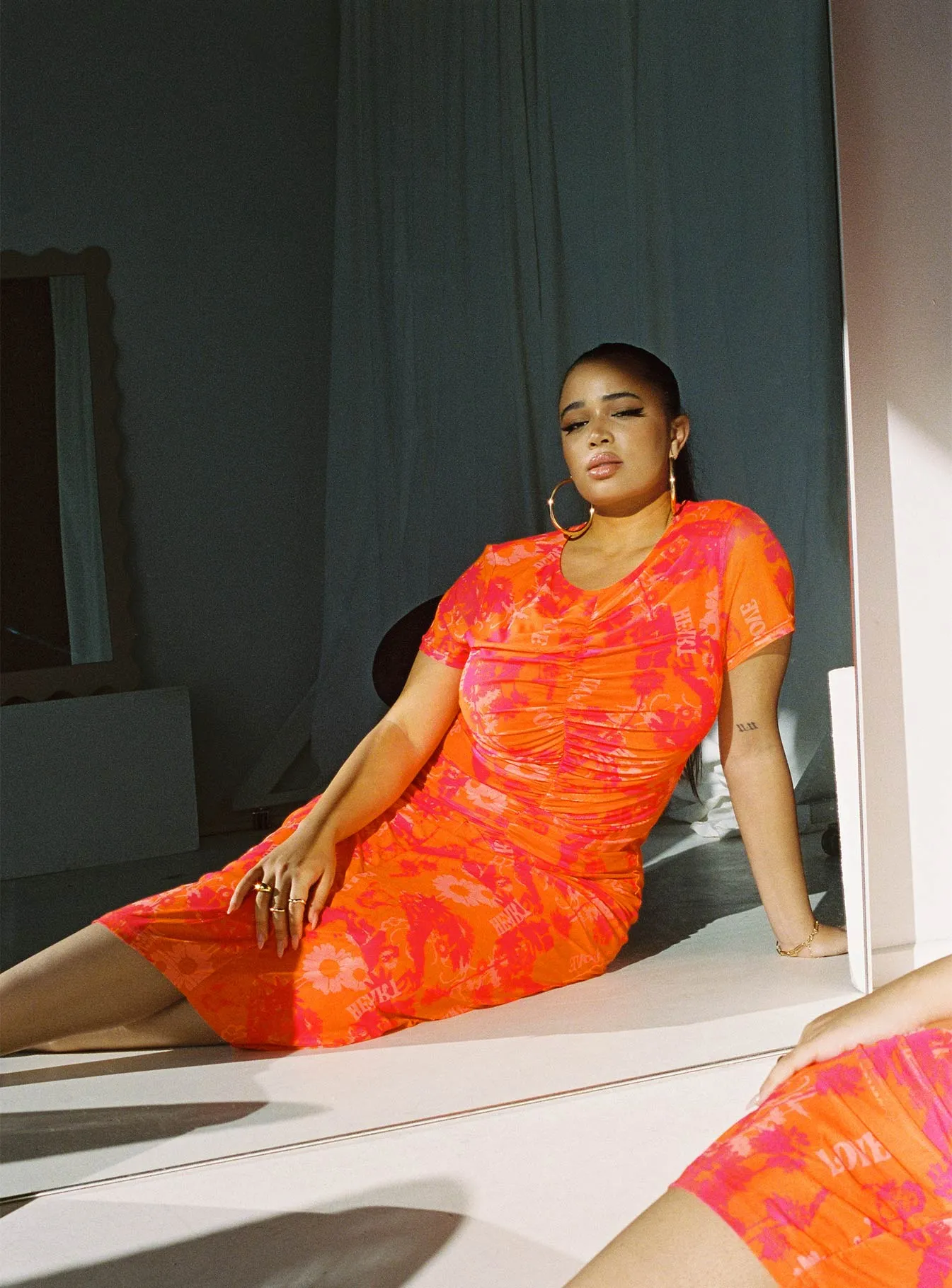 Stella Midi Dress Orange Multi Curve Perfect Wearable