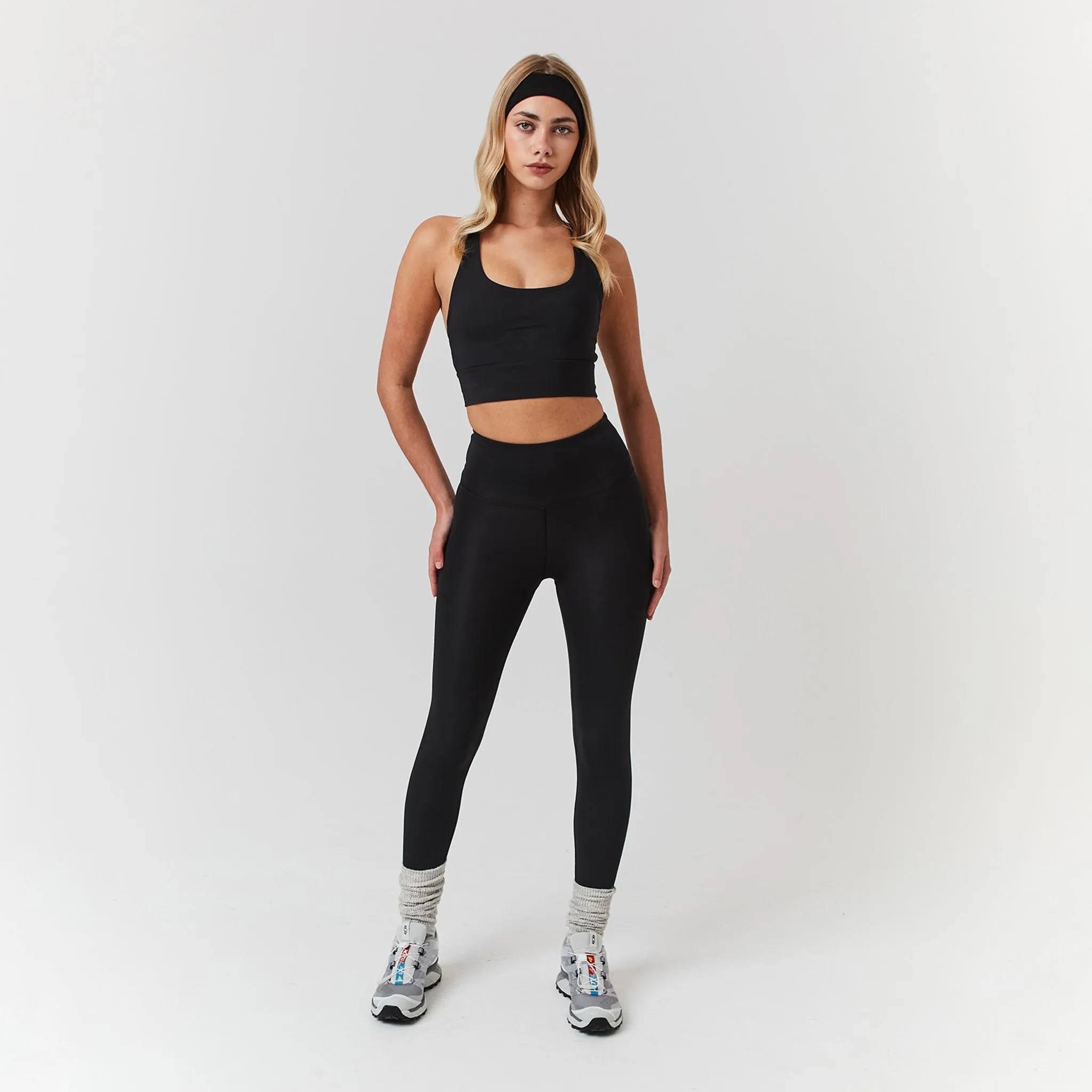 Gray sports outfit Second Skin Sports Bra | Black