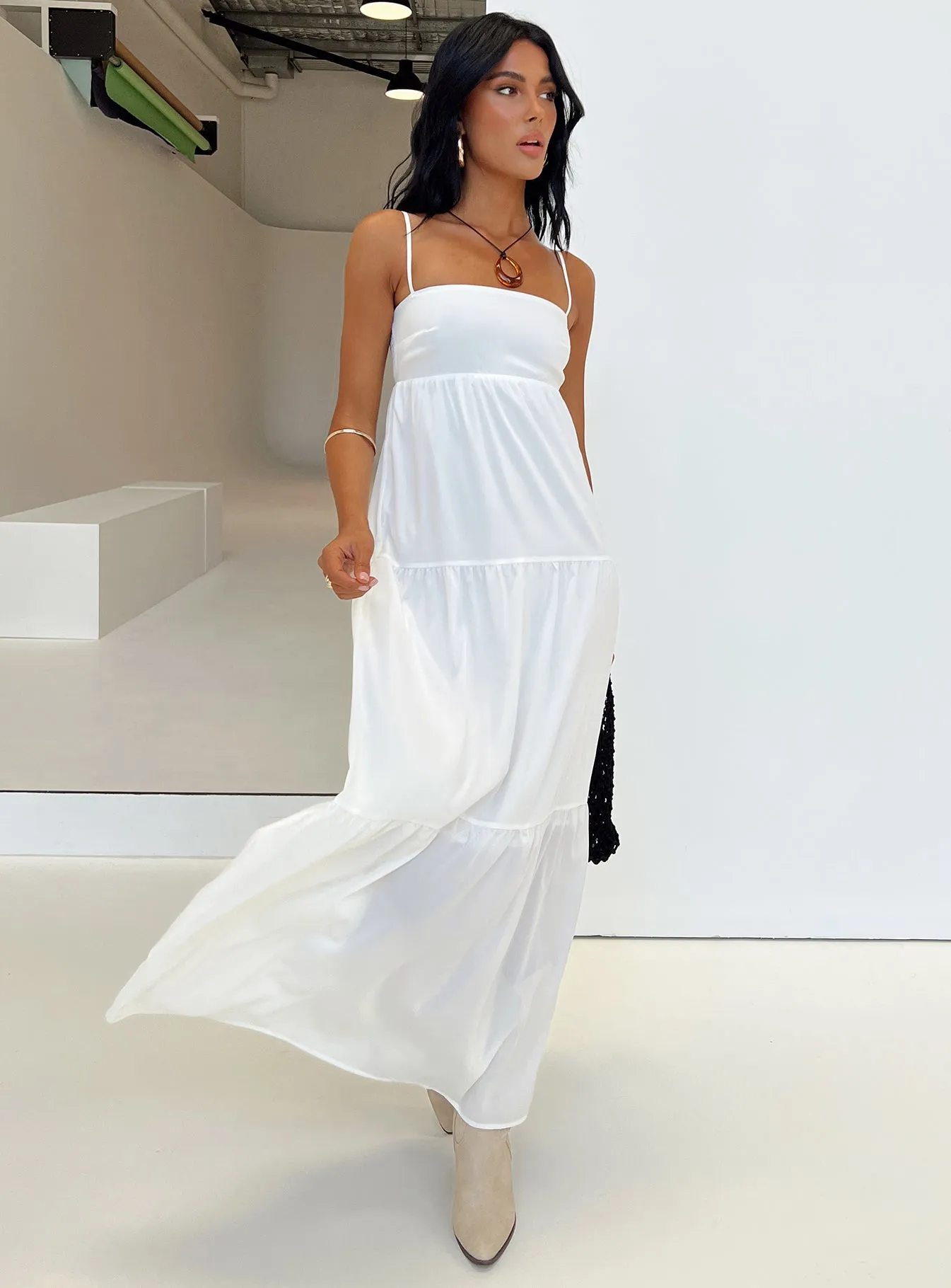 Warrego Maxi Dress White Rooftop-Event