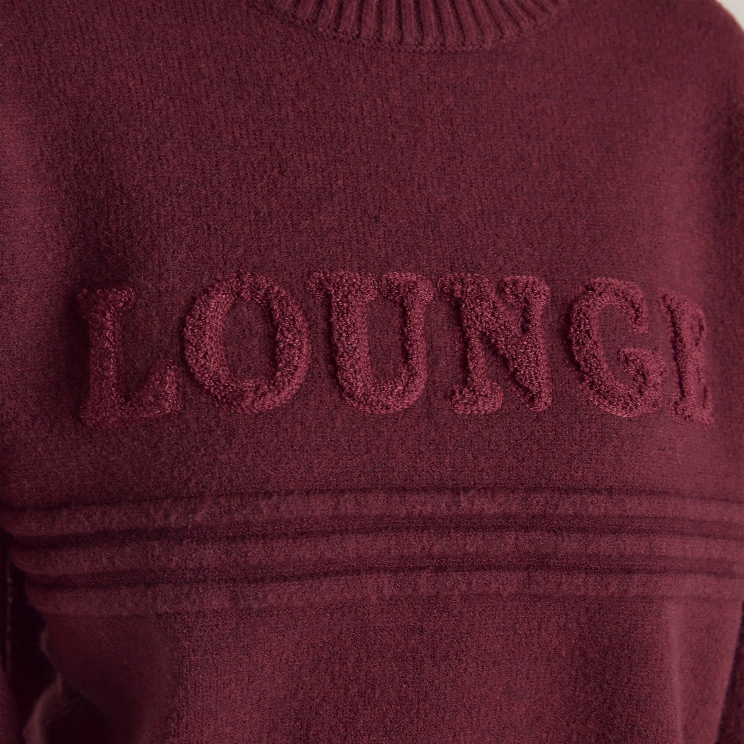 Two-Tone Design adults Stripe Knitted Crew Neck Jumper - Burgundy