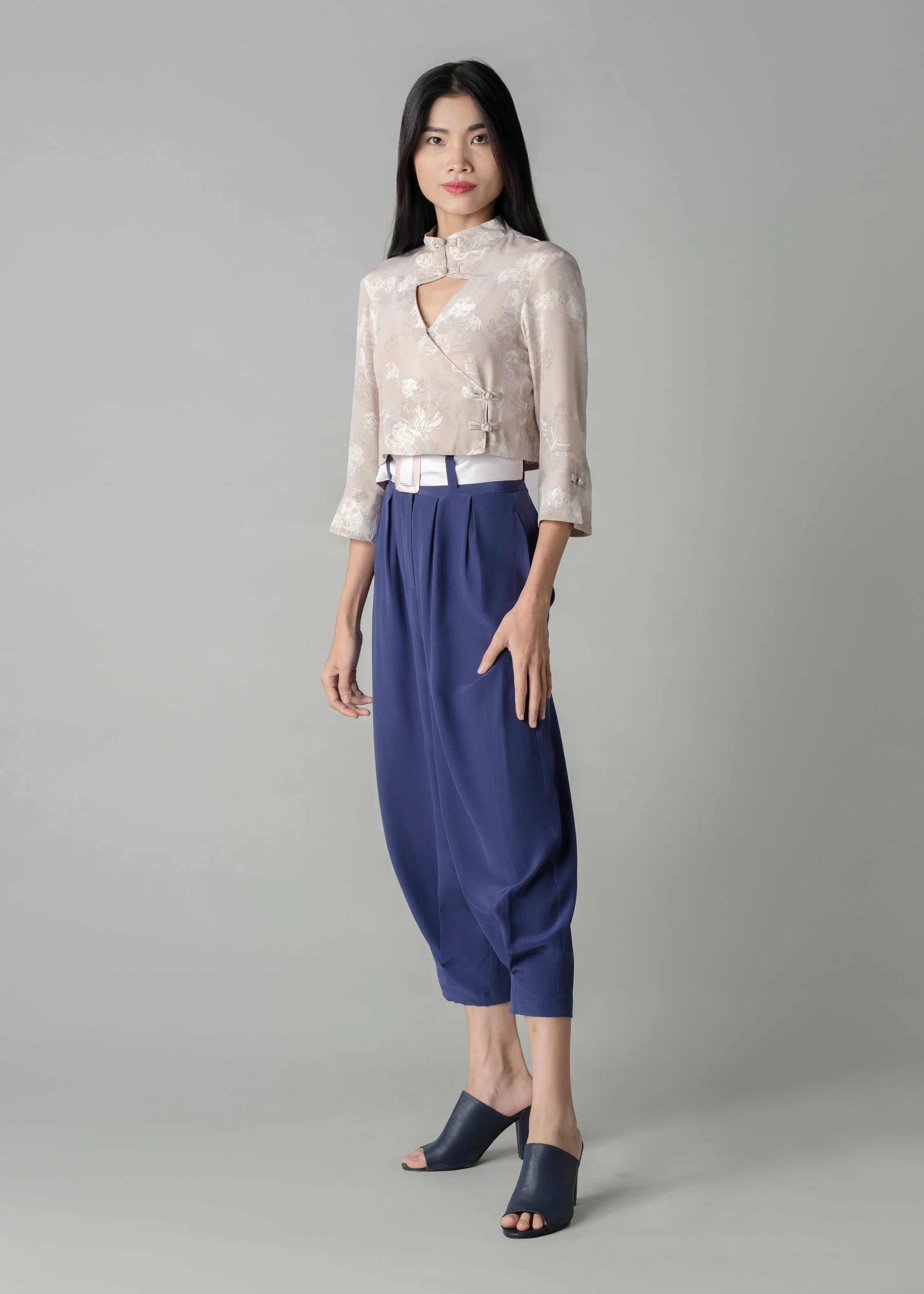 SWAN - SHOU HAZE Activewear