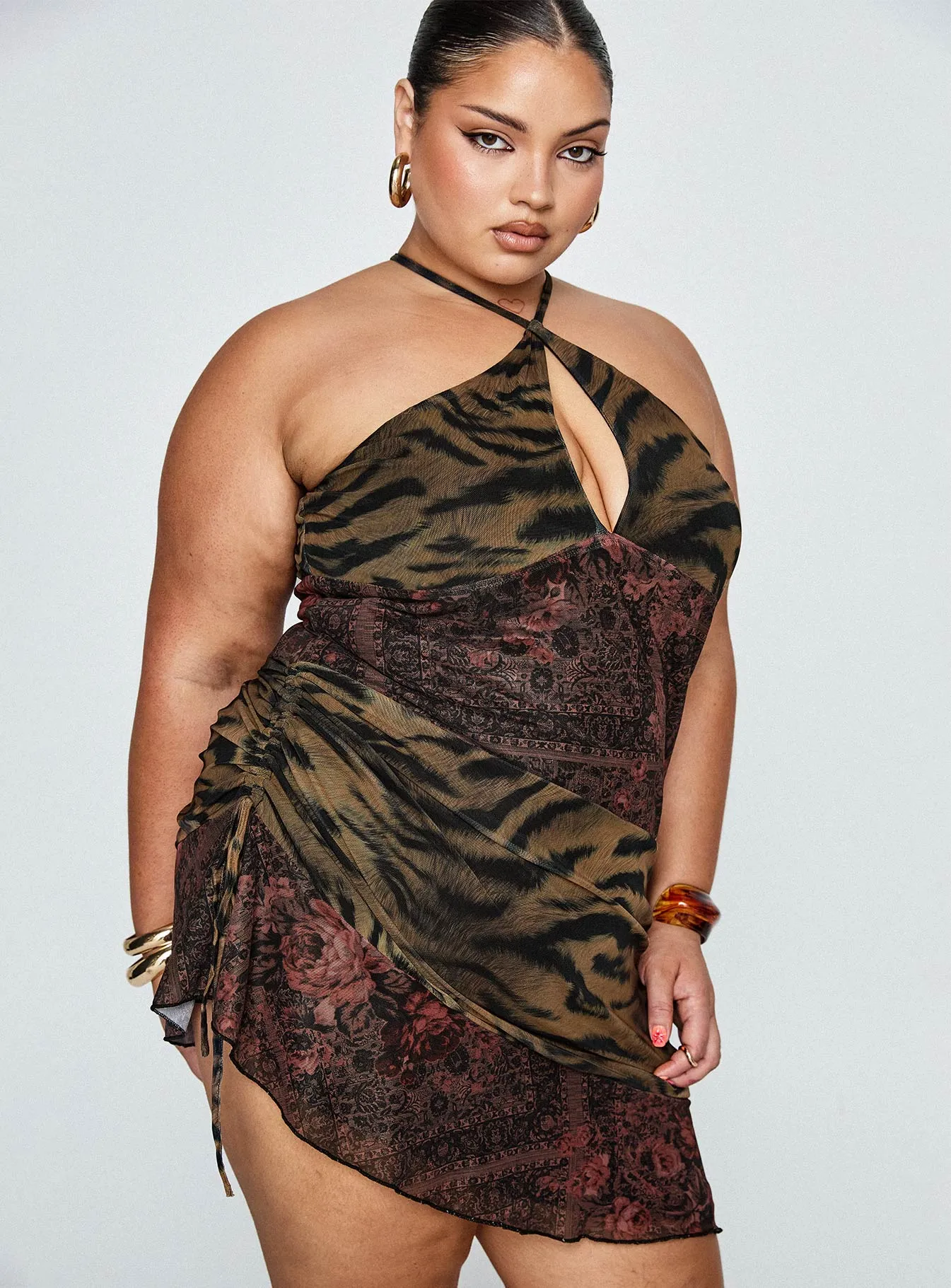 Easy Layering Piece Syrefena Halter Mini Dress Multi Curve