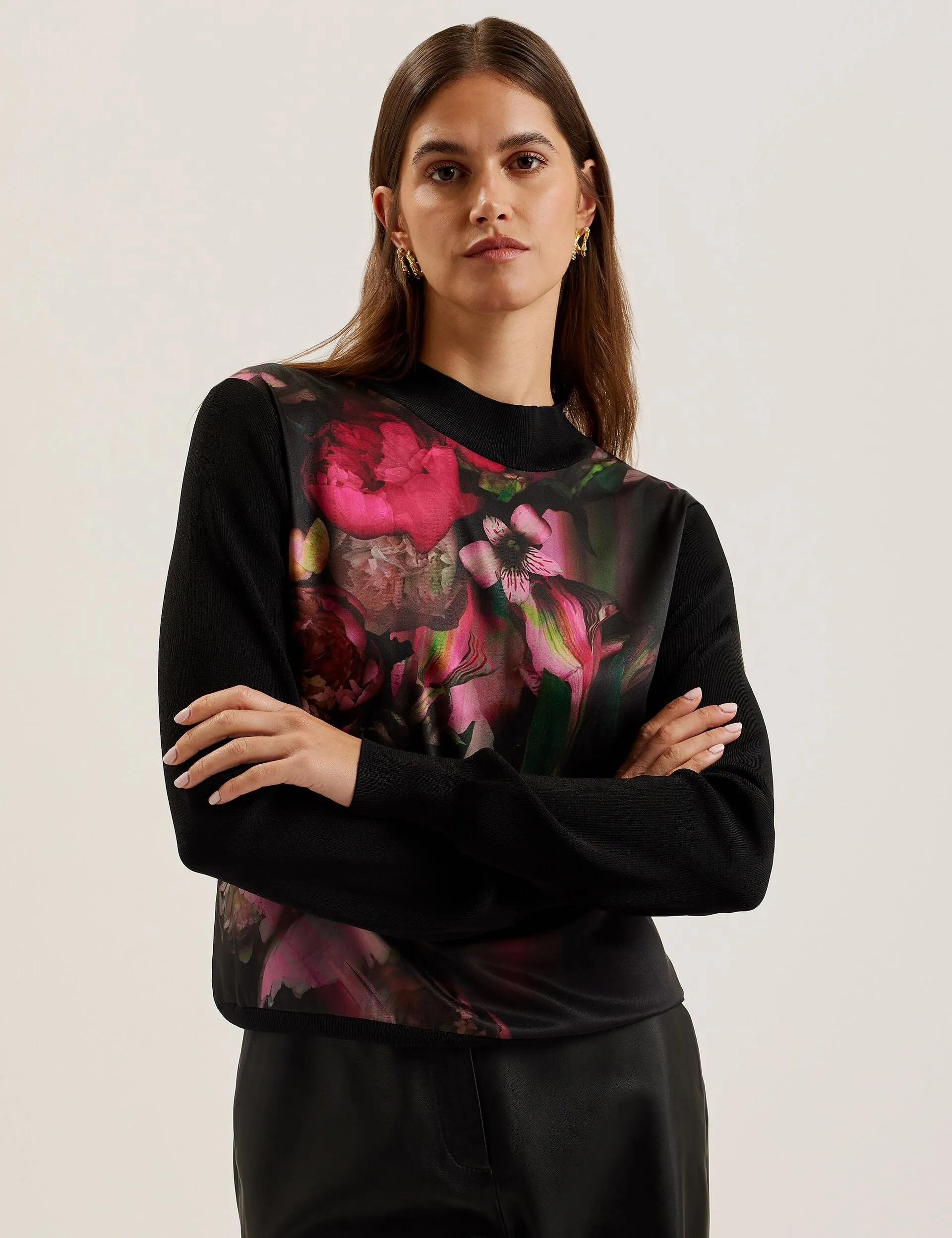 TABITHR | BLACK All Time Seasonal Layered