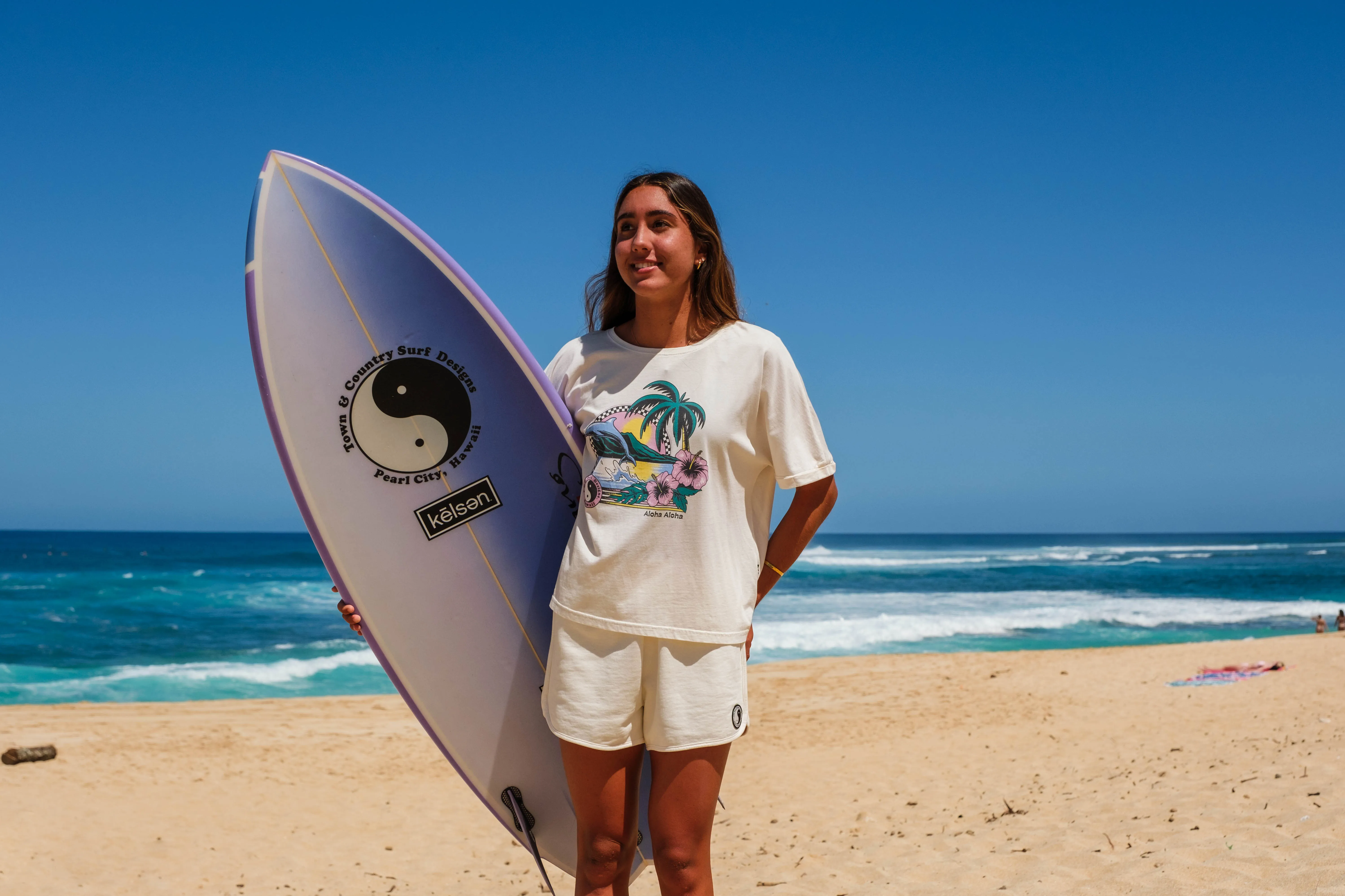 Quick Dry Material Urban Fashion T&C Surf Designs Women Dolphins  S/S T-Shirt - Greige