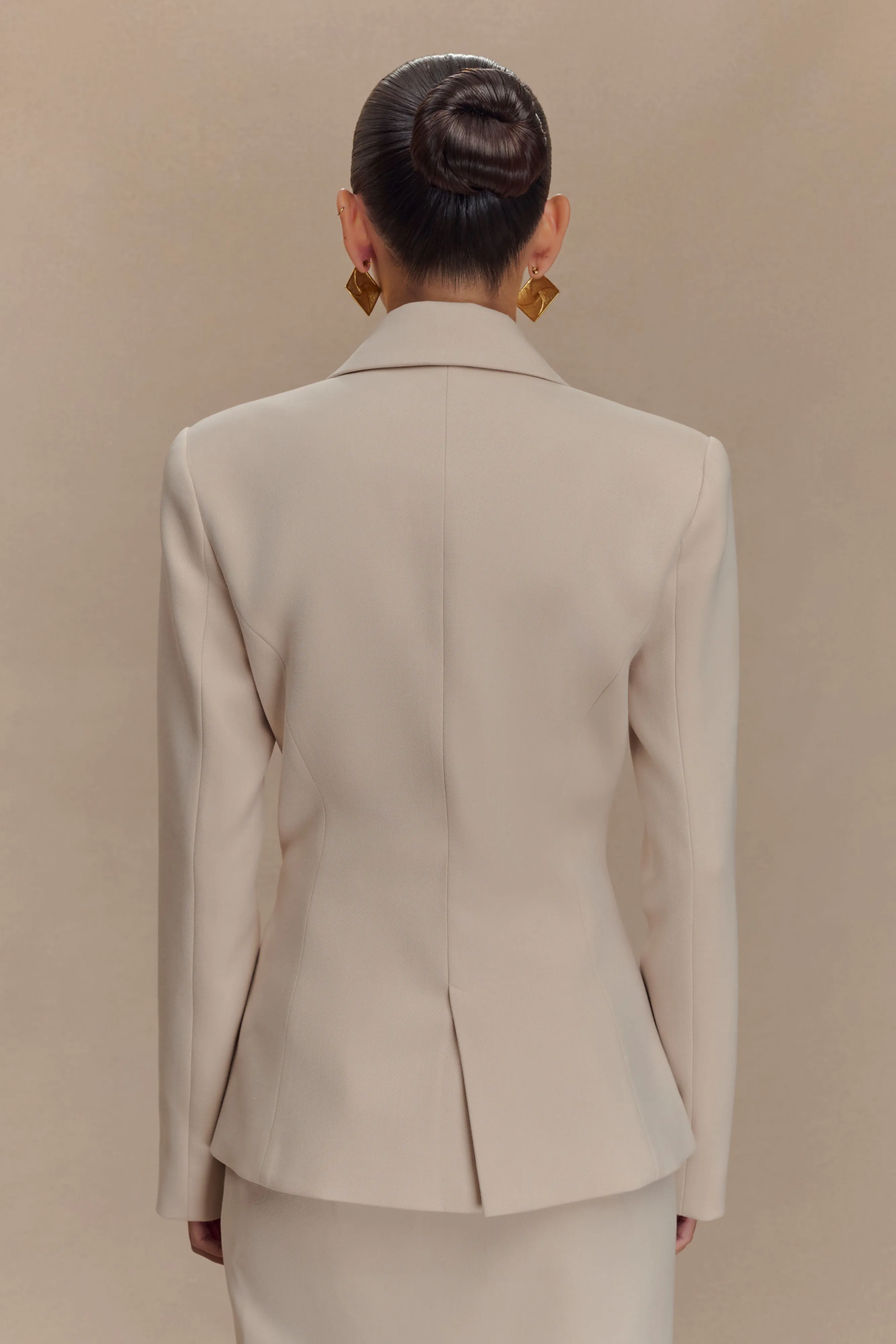 Max Cinched Waist Blazer - Ivory Stone QuickDryMaterial Soft Texture