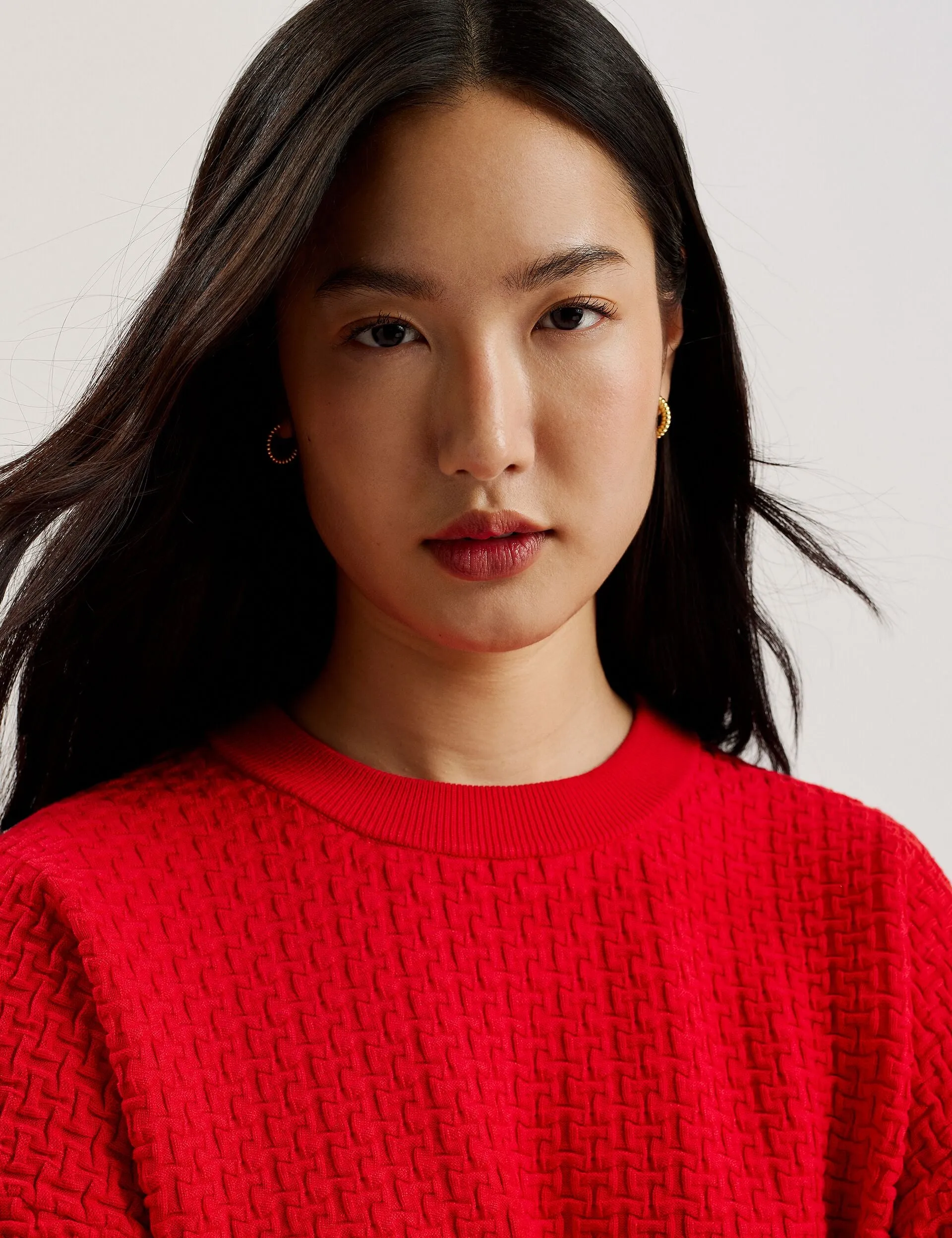 TEDTYY | RED Minimal Fashion Fall Walk