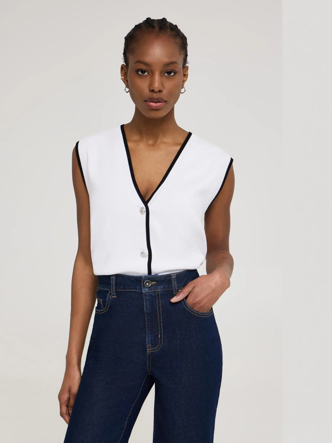 Warm Layers Ventilated Mesh Panel Contrast Piping Button-Front Sweater Vest