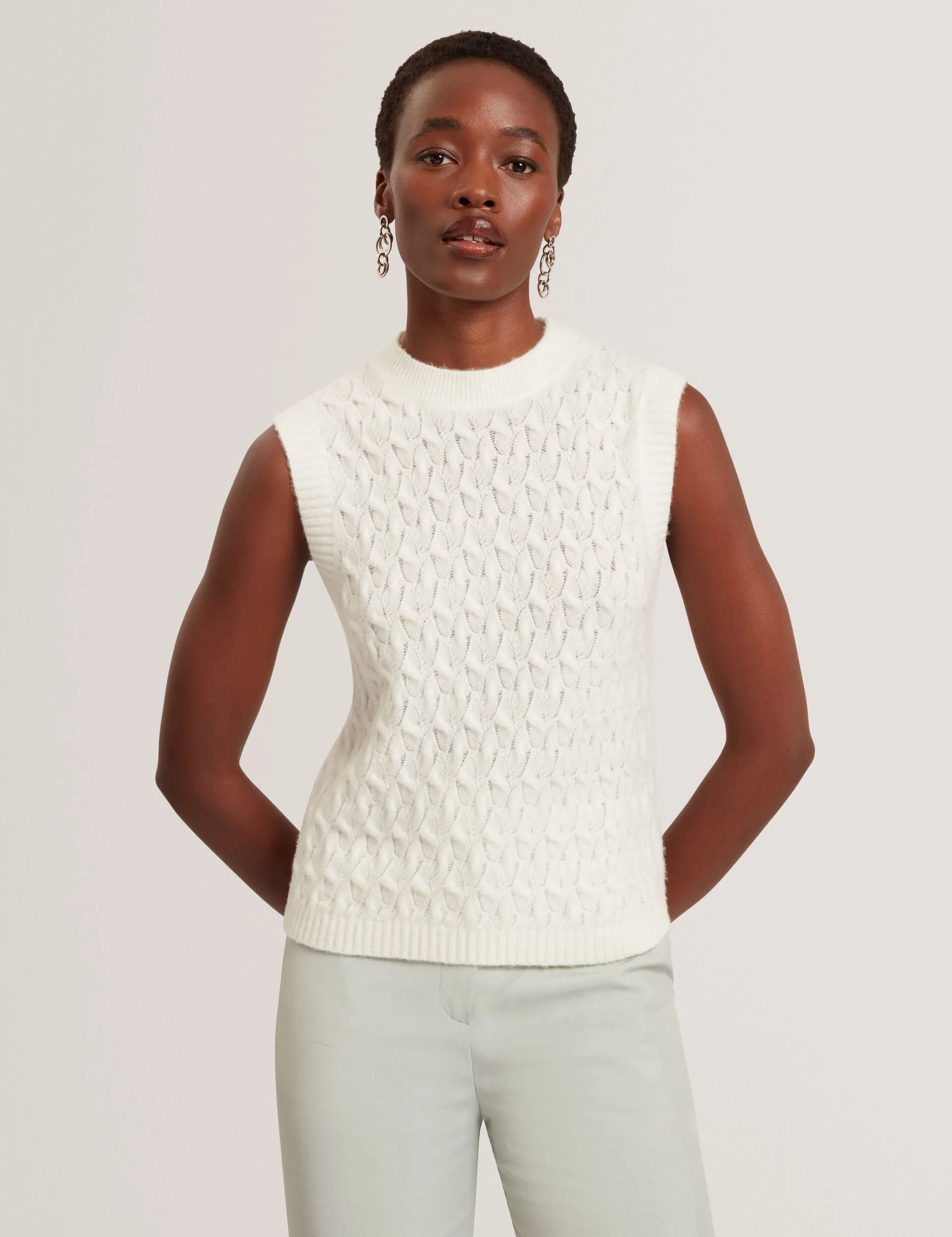 AYNIRA | IVORY WrinkleResistant Knit Structure Textured Weave Design