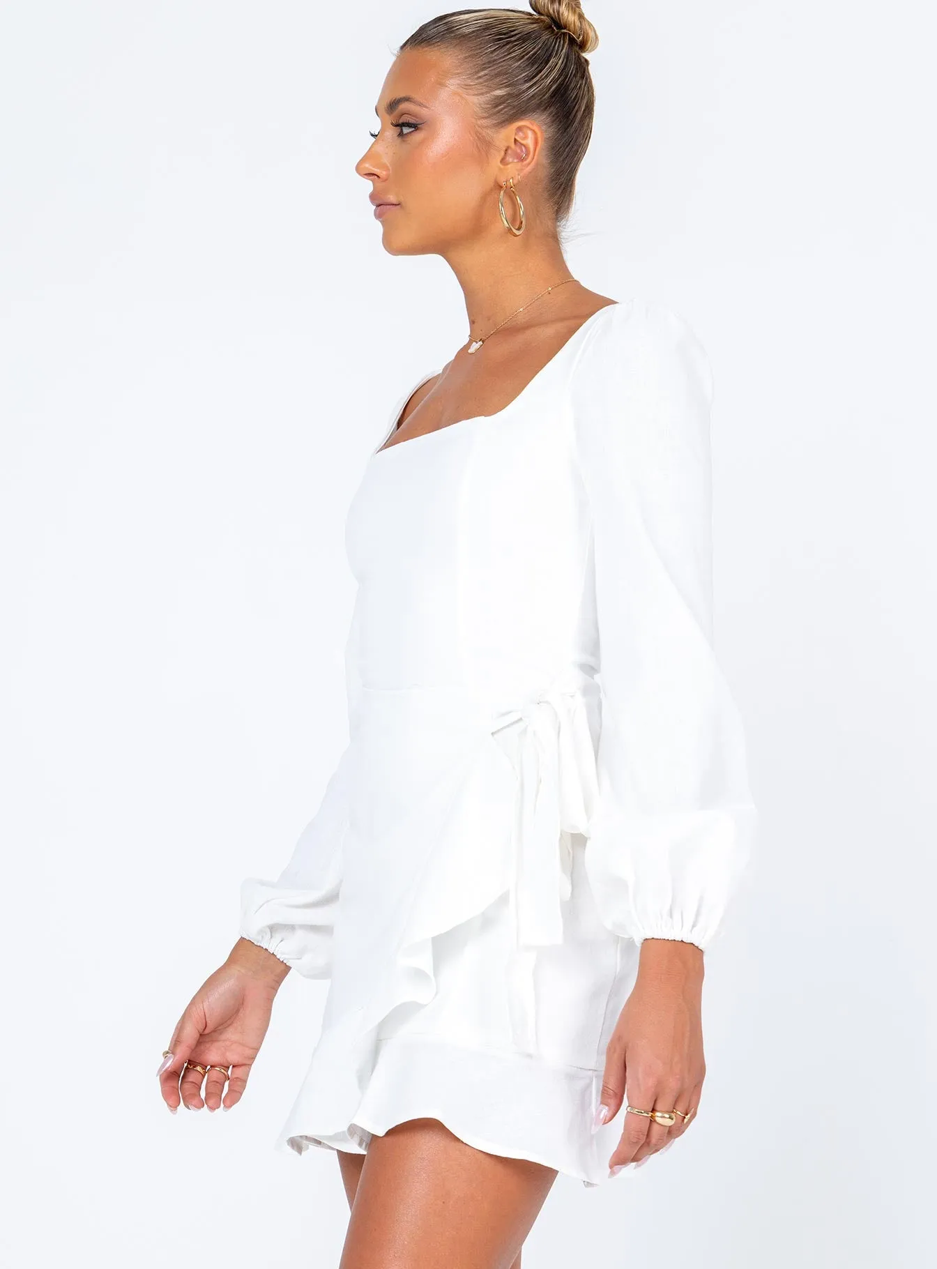 The Villa Long Sleeve Mini Dress White Casual maxi dress Layered Look