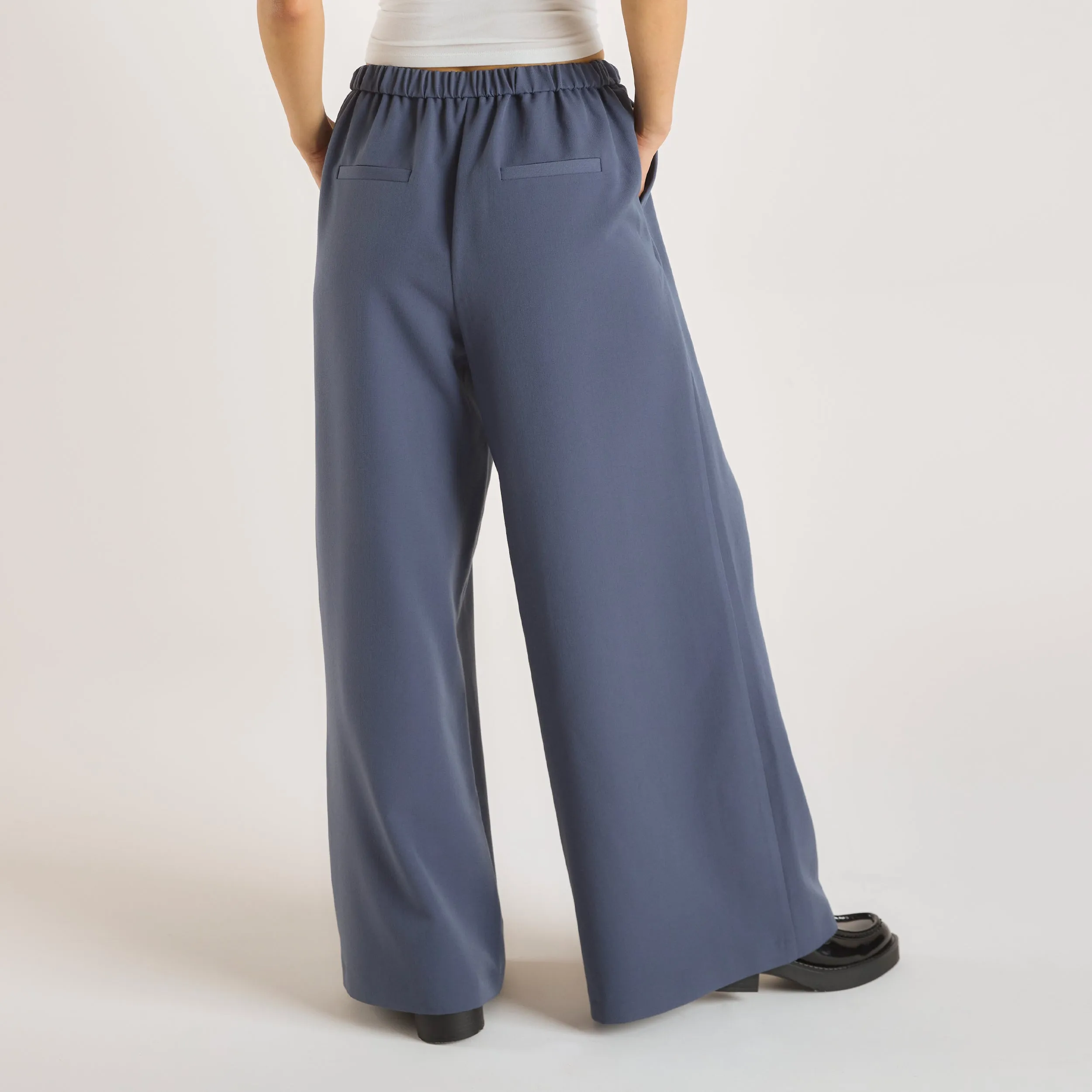 Relaxed-Fit Tailored Pants - Blue Minimalist Look