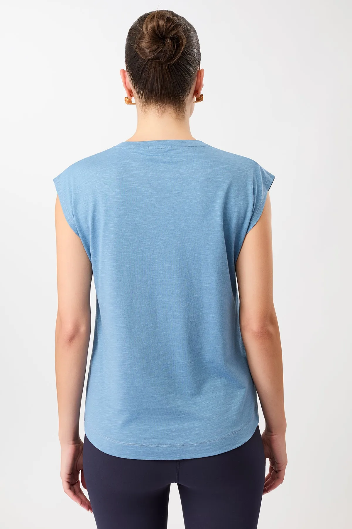 Tagless Design Train Today Top - Wave