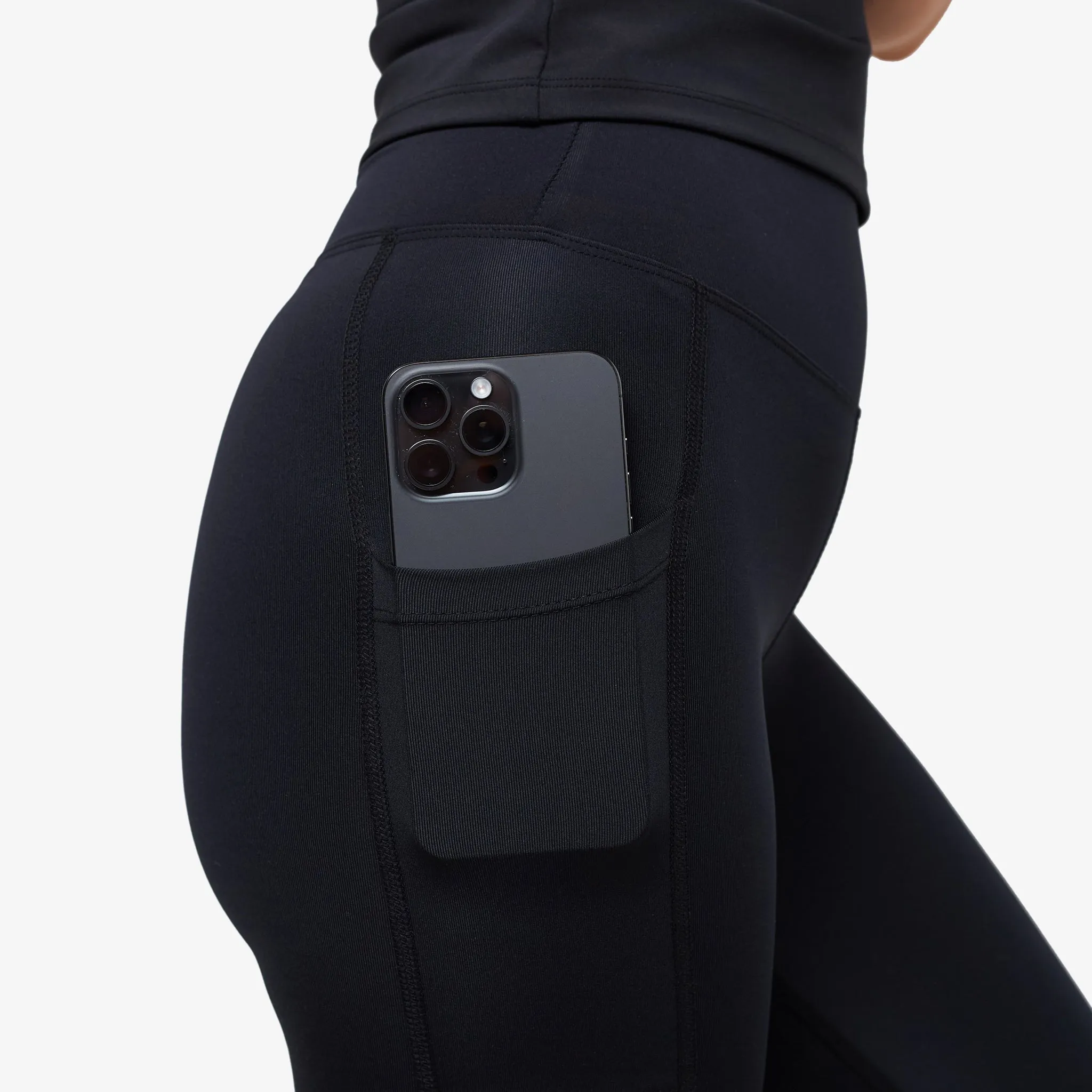 Seamless Design Weekend Trip Performance Pocket Legging | Black