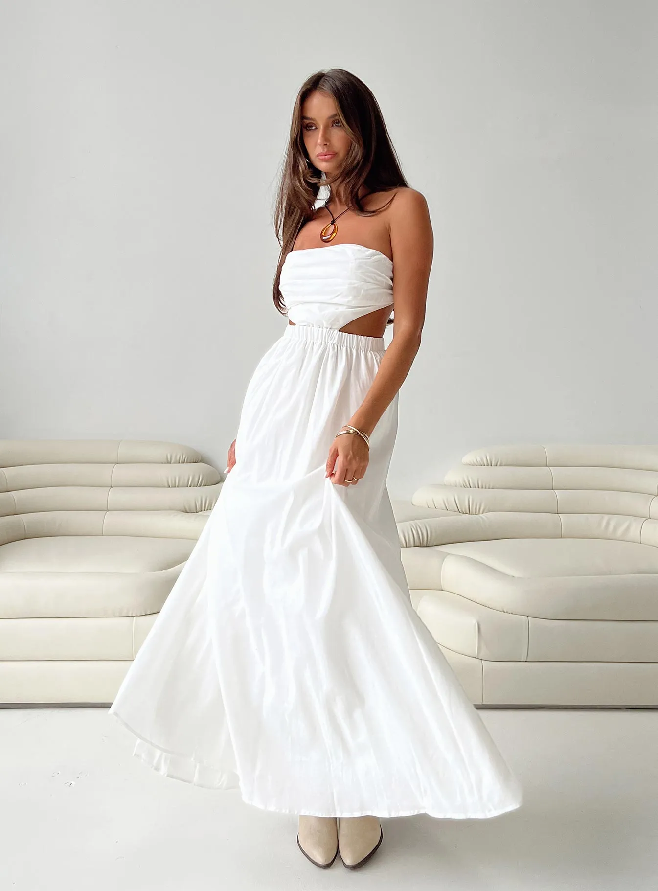 Jessia Maxi Dress White Timeless Style Wear